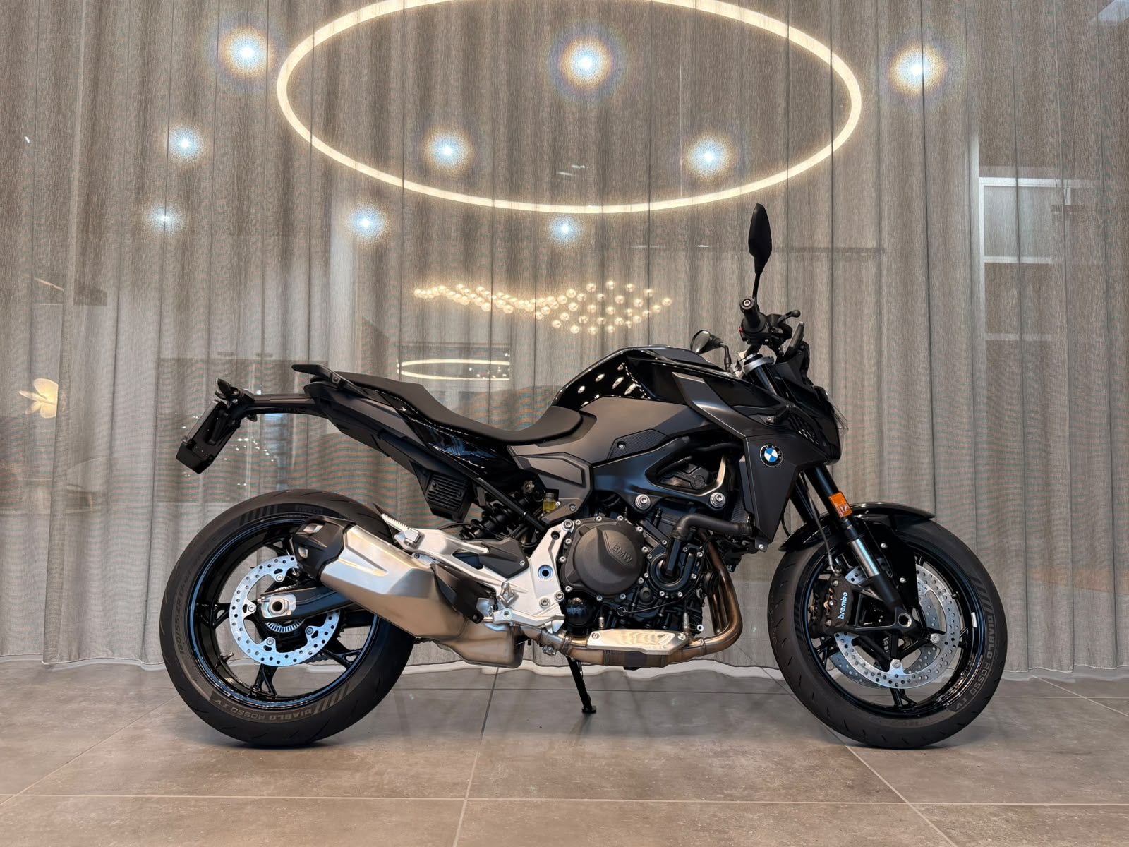 BMW F 900 R A2 (35kW)-image-0