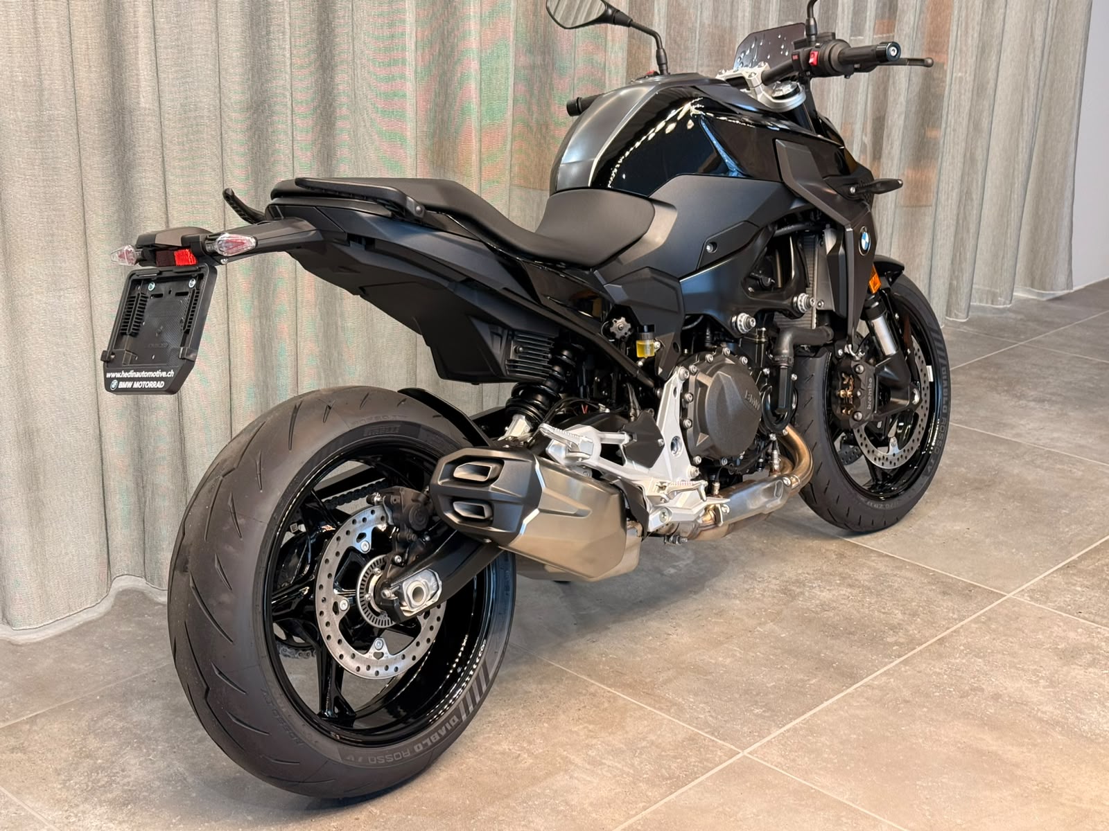 BMW F 900 R A2 (35kW)-image-2