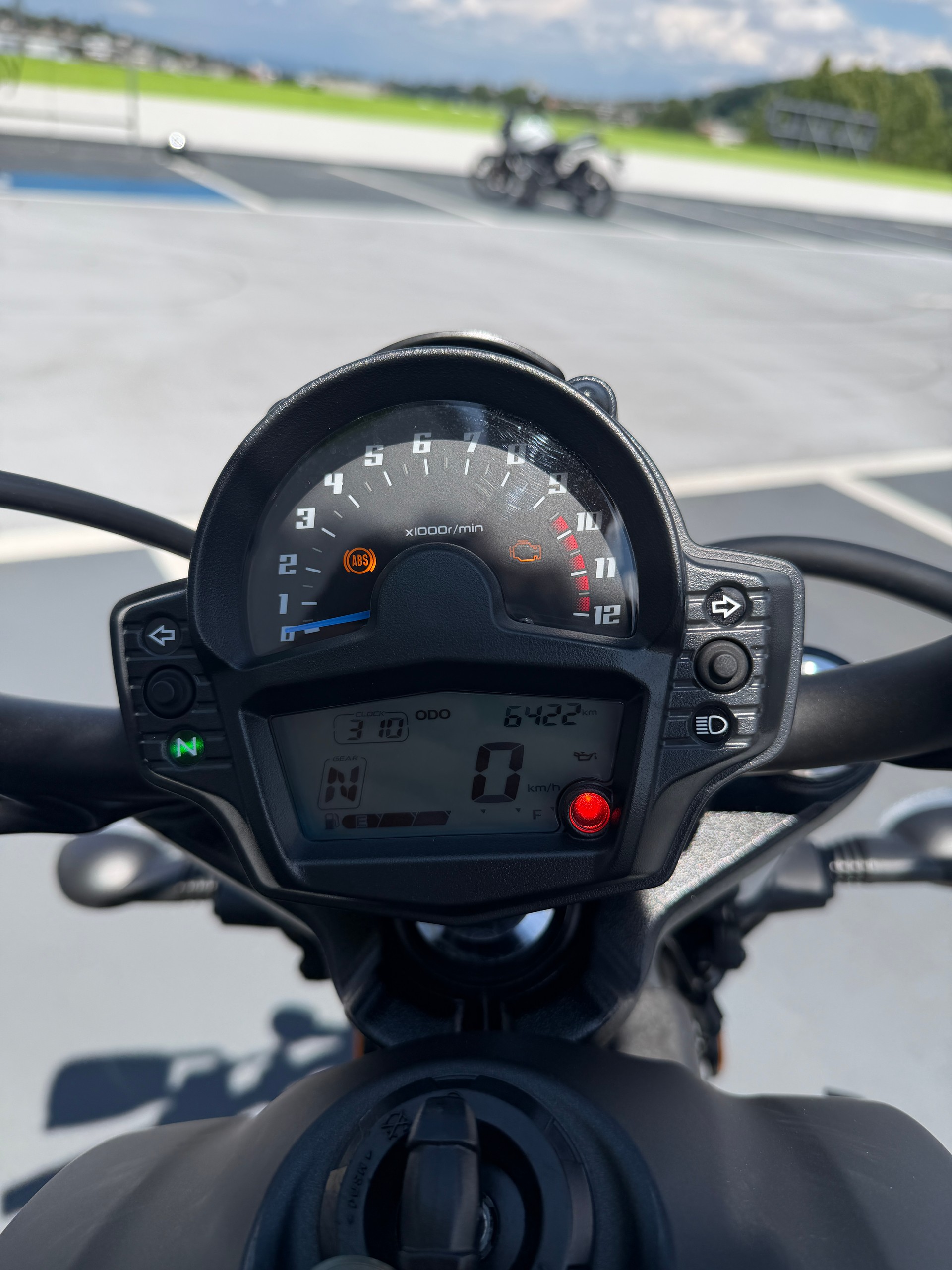 KAWASAKI Vulcan S-image-7