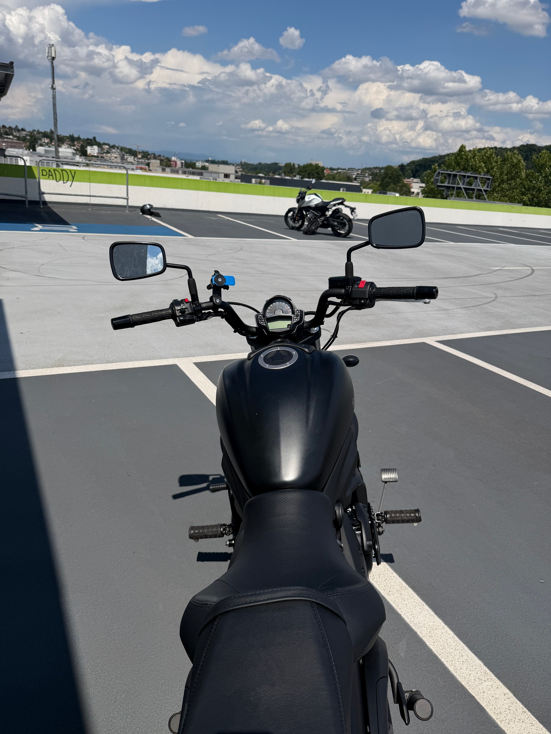 KAWASAKI Vulcan S-image-5
