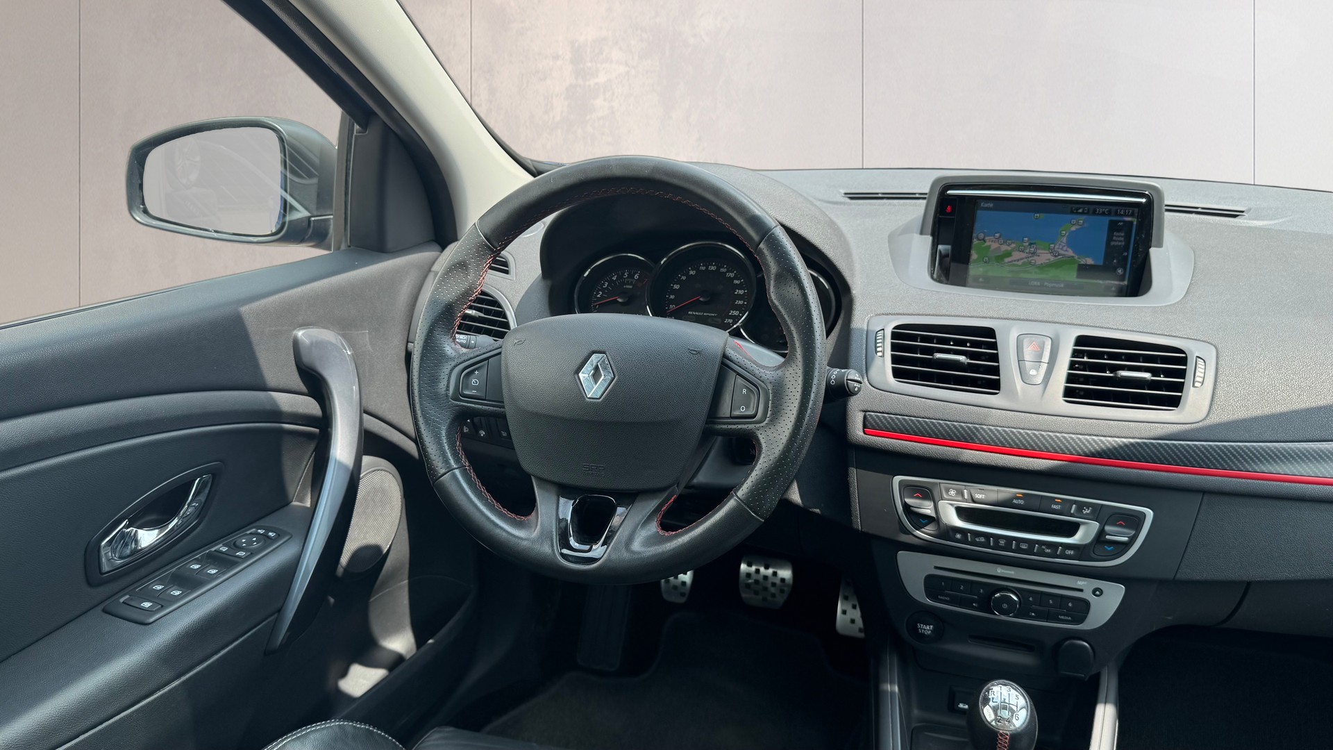 RENAULT Mégane Grandtour 2.0 16V Turbo GT-image-23