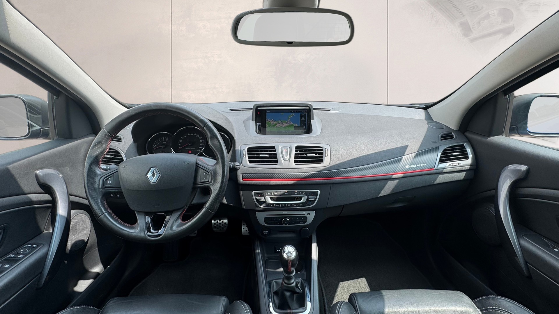 RENAULT Mégane Grandtour 2.0 16V Turbo GT-image-22