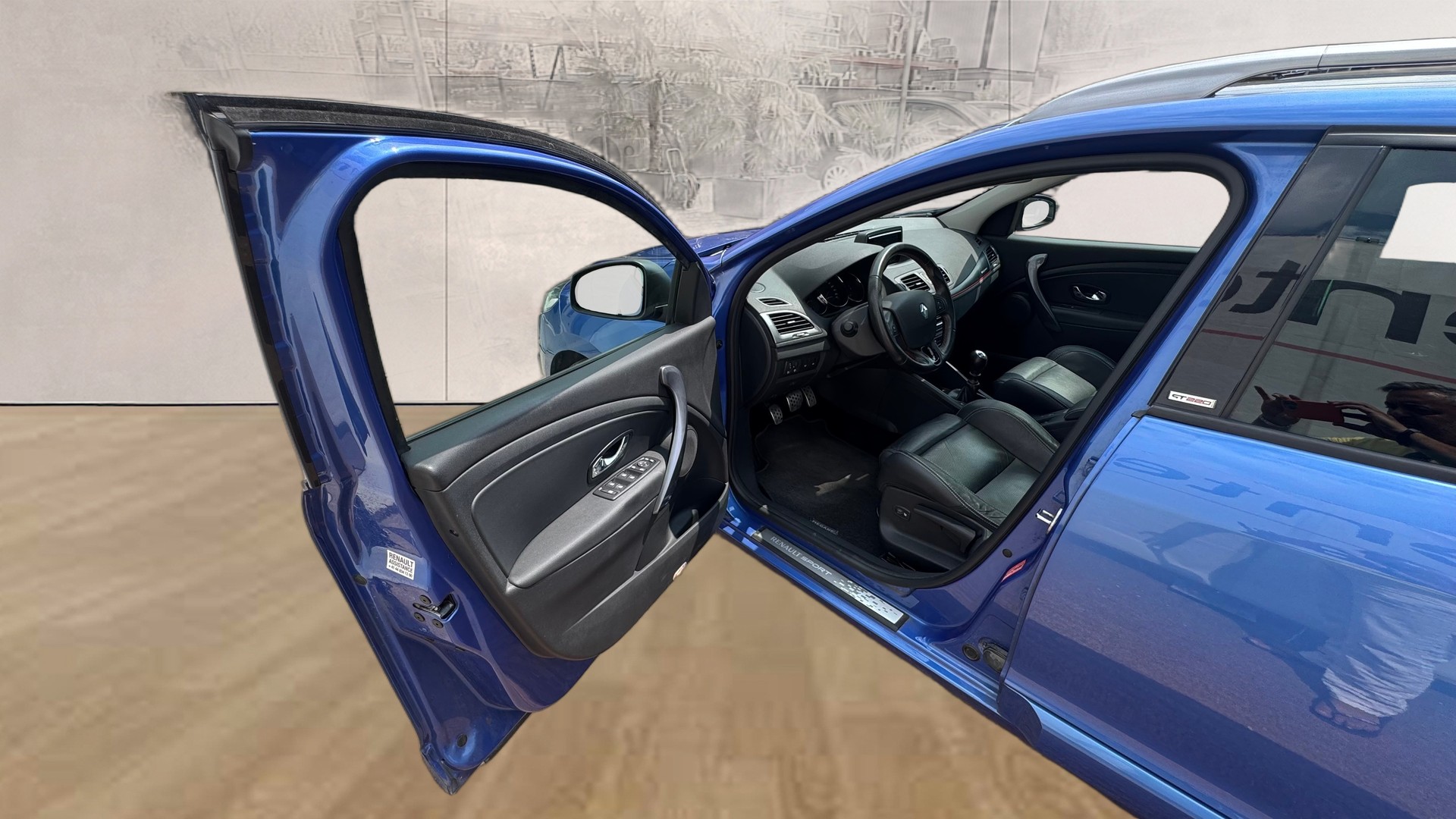 RENAULT Mégane Grandtour 2.0 16V Turbo GT-image-18