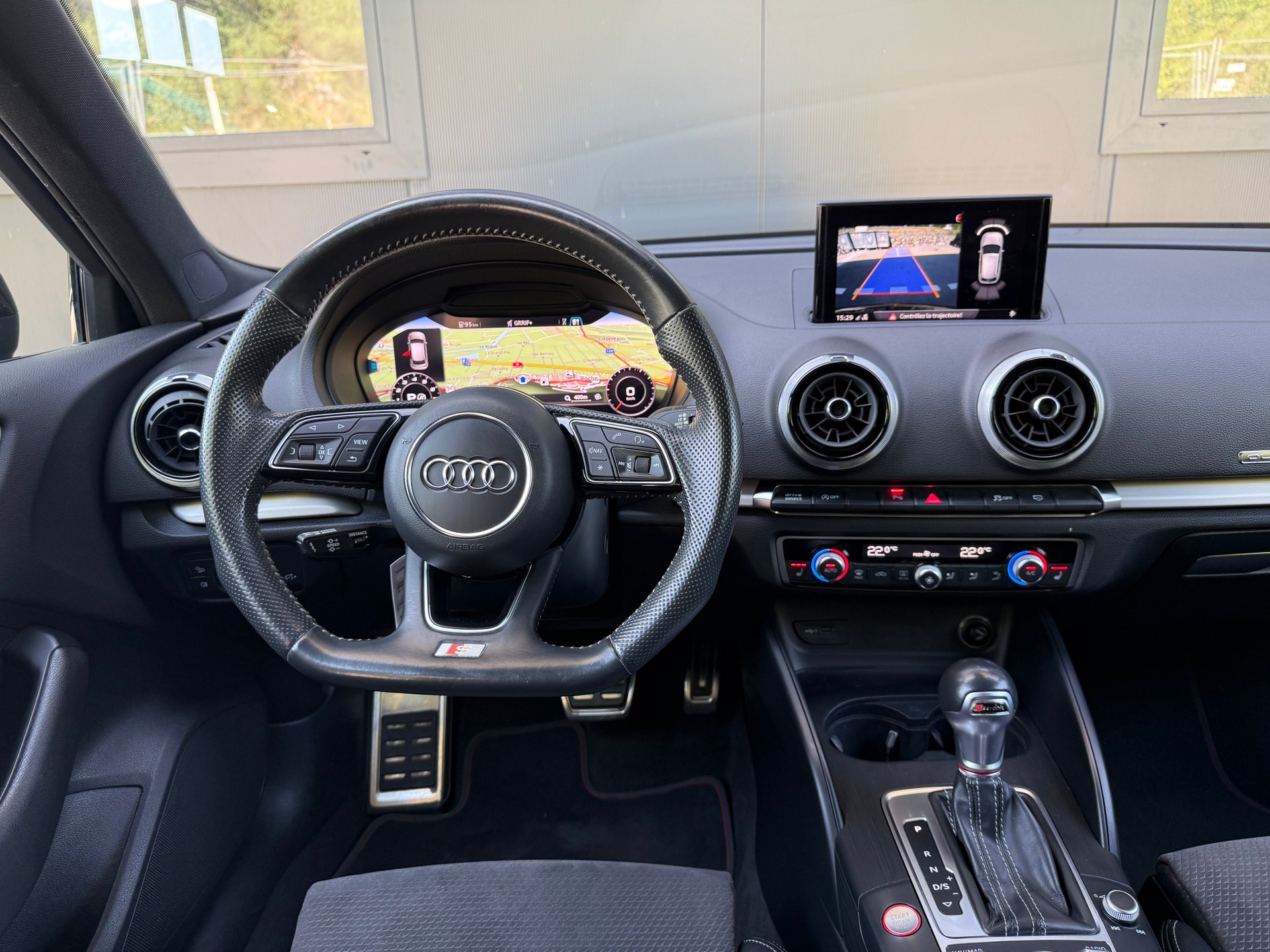 AUDI S3 Sportback 2.0 TFSI quattro S-tronic-image-13