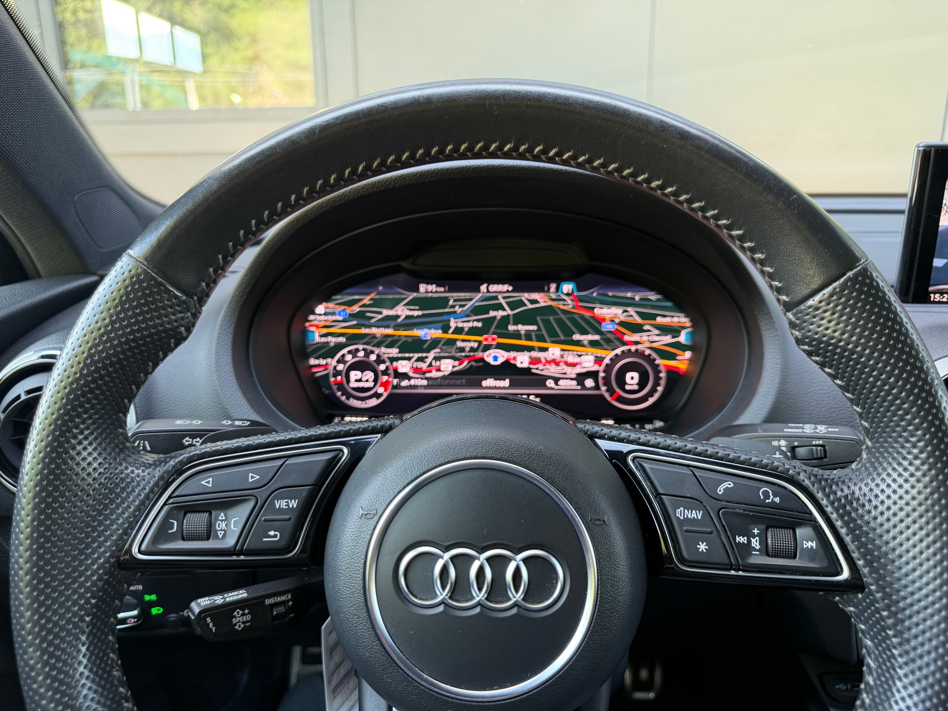 AUDI S3 Sportback 2.0 TFSI quattro S-tronic-image-11