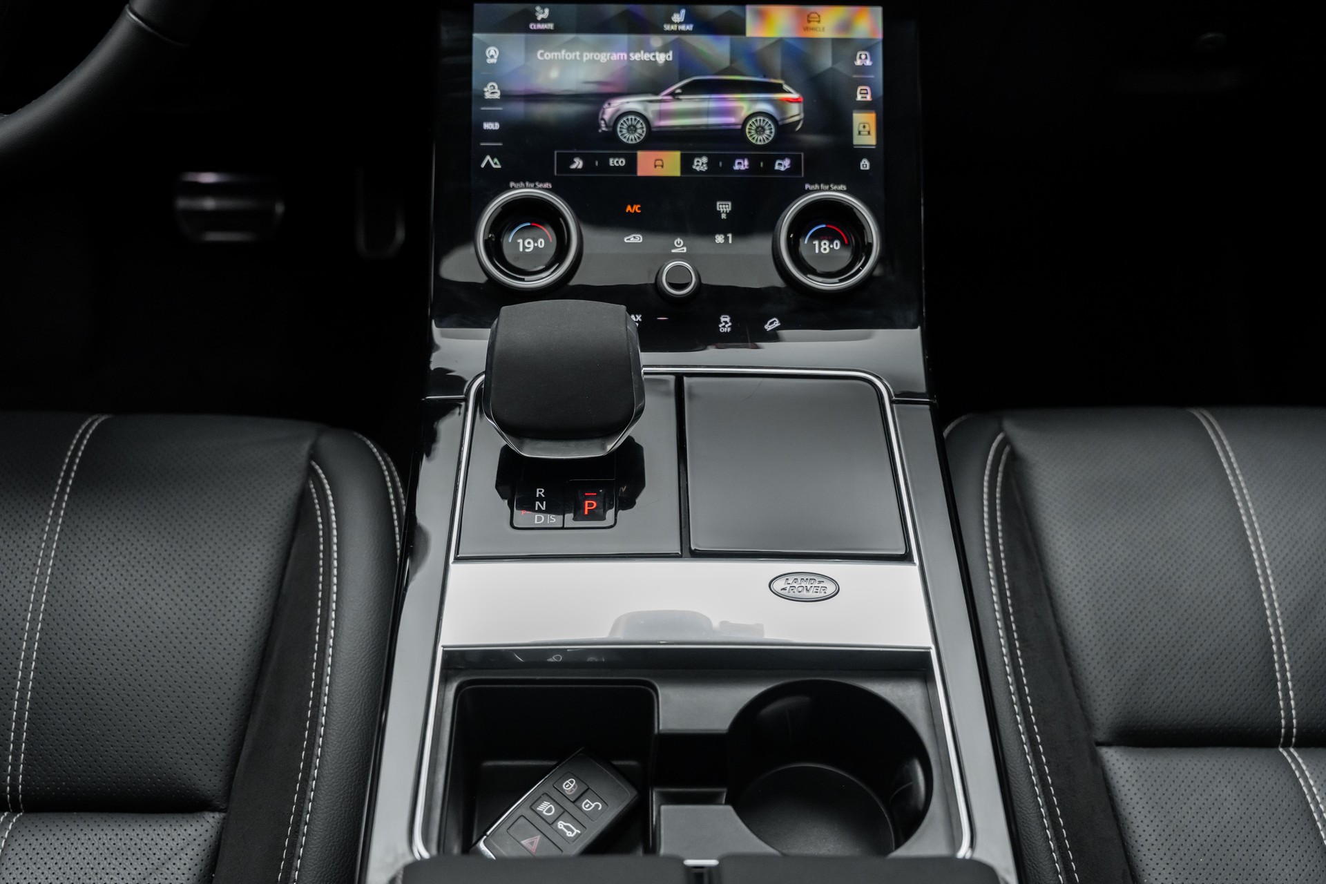LAND ROVER Range Rover Velar R-Dynamic P 250 HSE Automatic-image-14