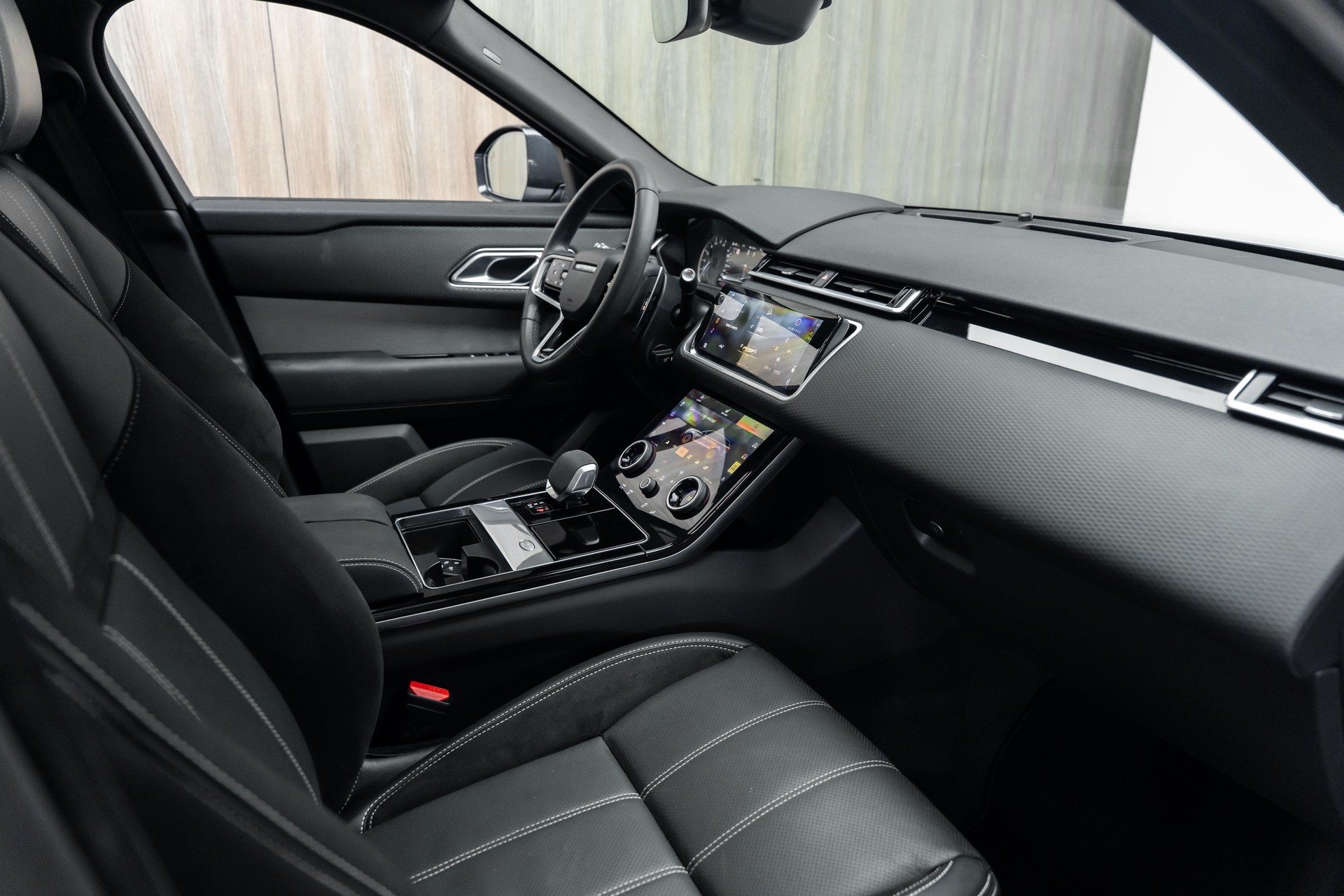 LAND ROVER Range Rover Velar R-Dynamic P 250 HSE Automatic-image-7