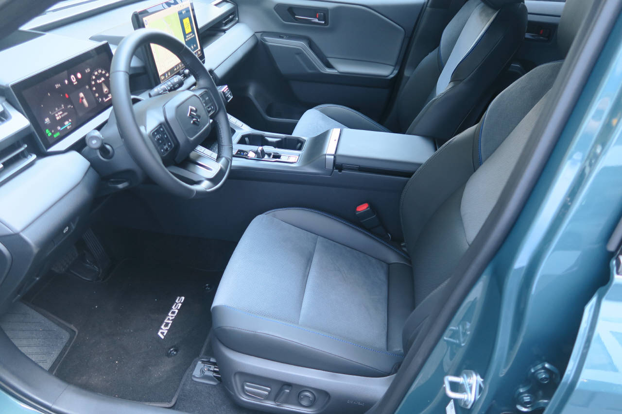 SUZUKI Across 2.5 PHEV Compact Top 4x4-showroom-element-3