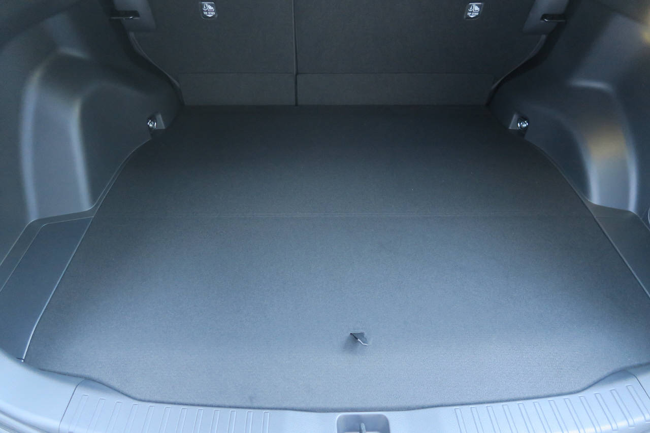 SUZUKI Across 2.5 PHEV Compact Top 4x4-image-14