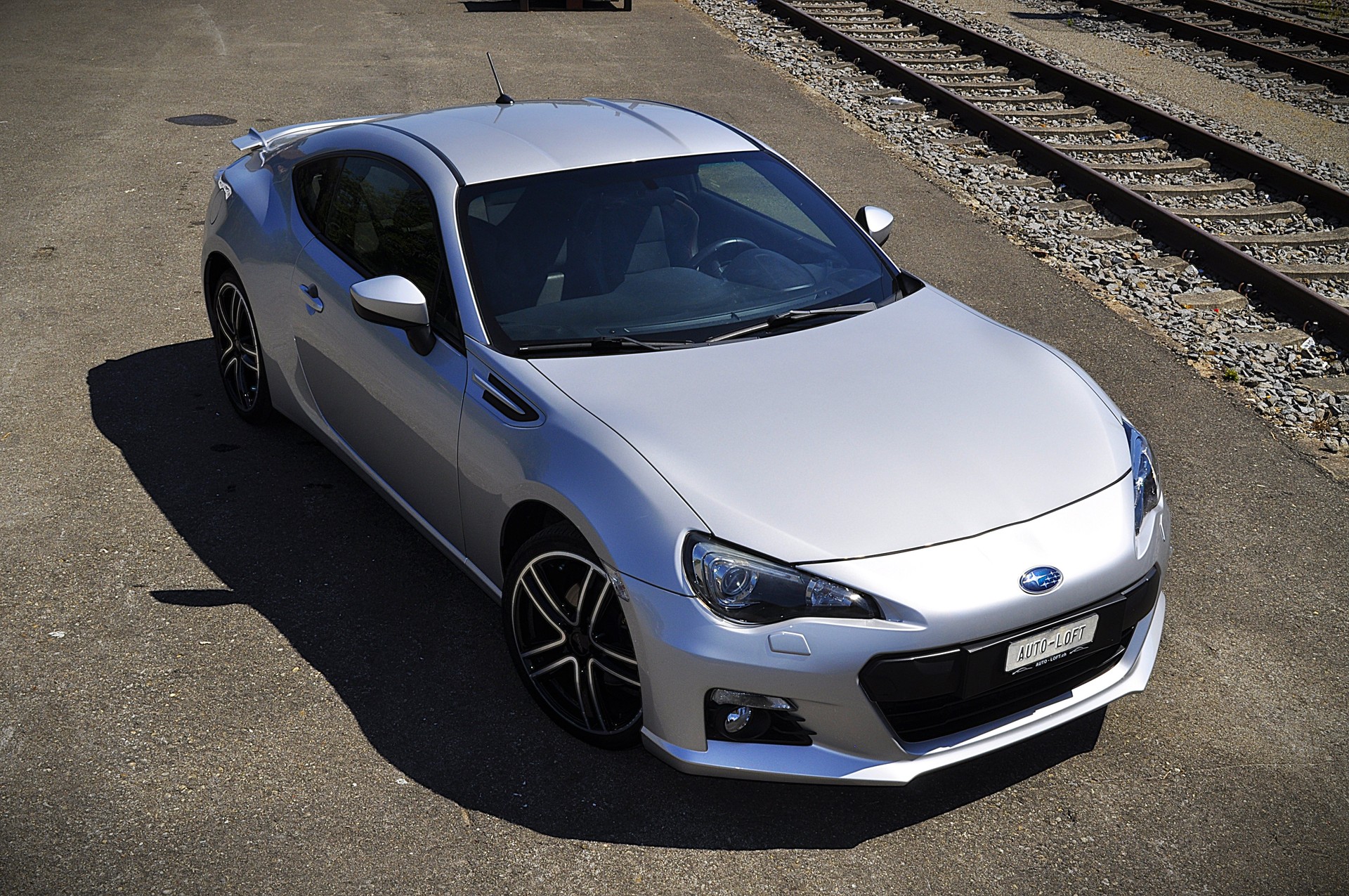 SUBARU BRZ 2.0R-image-1