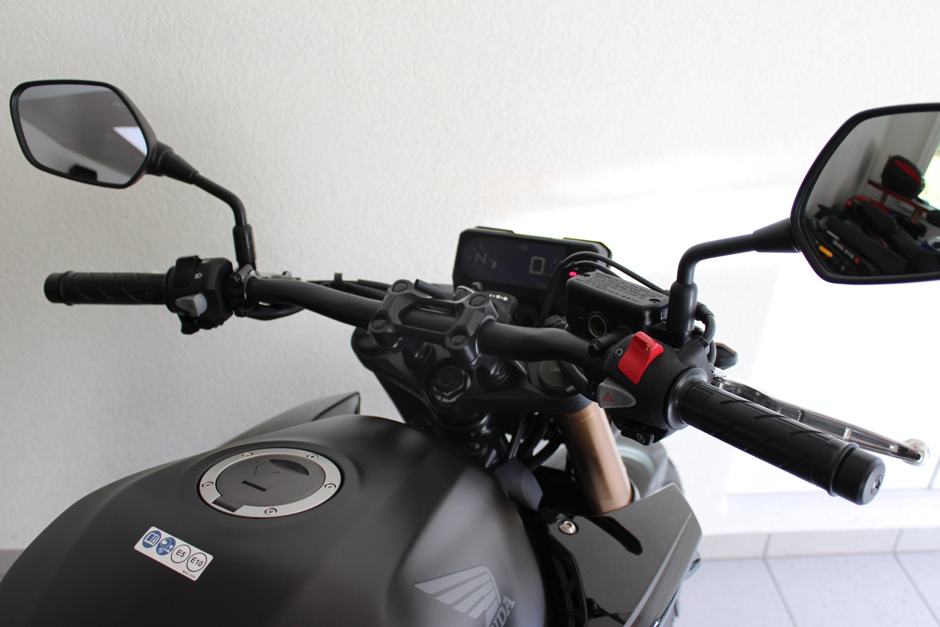 HONDA CB 500 F-image-9