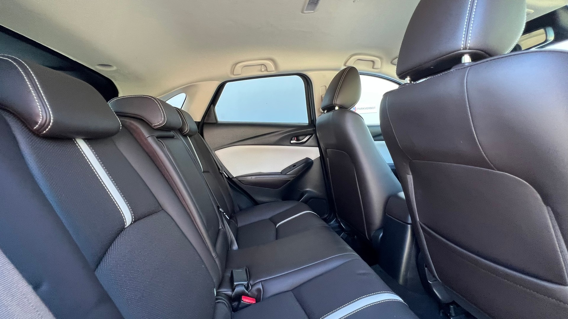 MAZDA CX-3 SKYACTIV-G 121 REVOLUTION FWD AUTOMAT l 121 PS-image-28