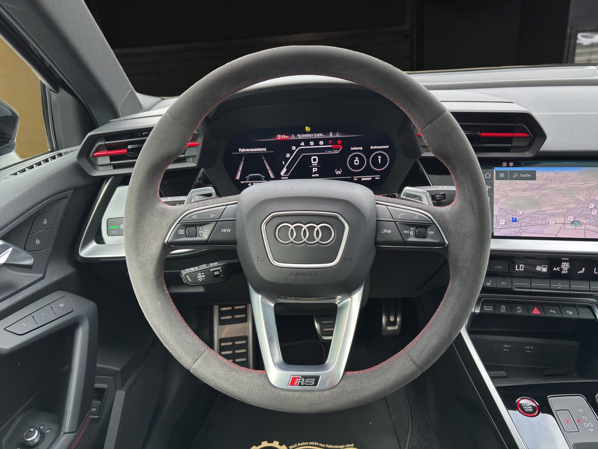AUDI RS3 Sportback 2.5 TFSI quattro S-Tronic-image-12