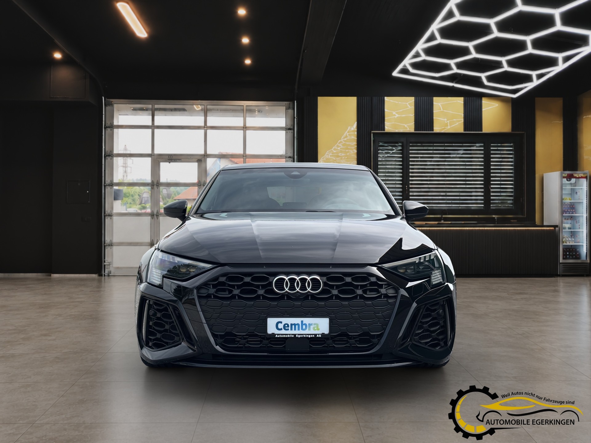 AUDI RS3 Sportback 2.5 TFSI quattro S-Tronic-showroom-element-1