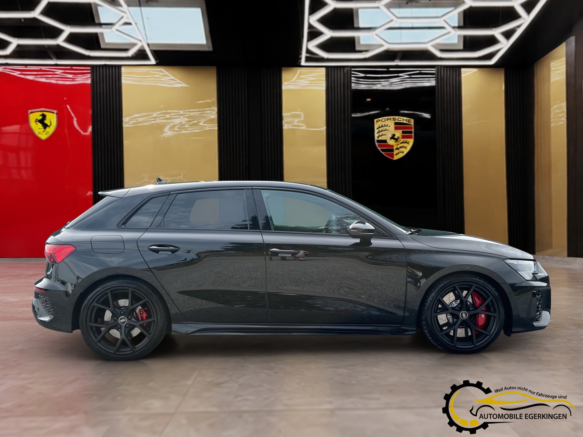 AUDI RS3 Sportback 2.5 TFSI quattro S-Tronic-showroom-element-3