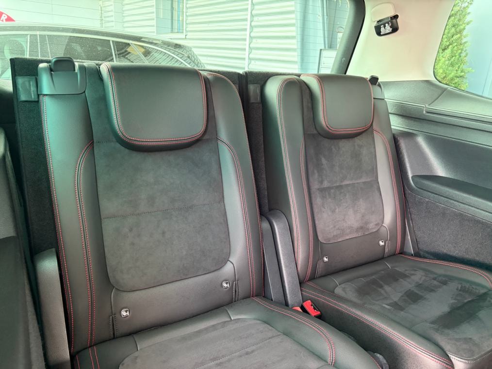 SEAT Alhambra 2.0 TDI 4Drive SWISS FR-image-12