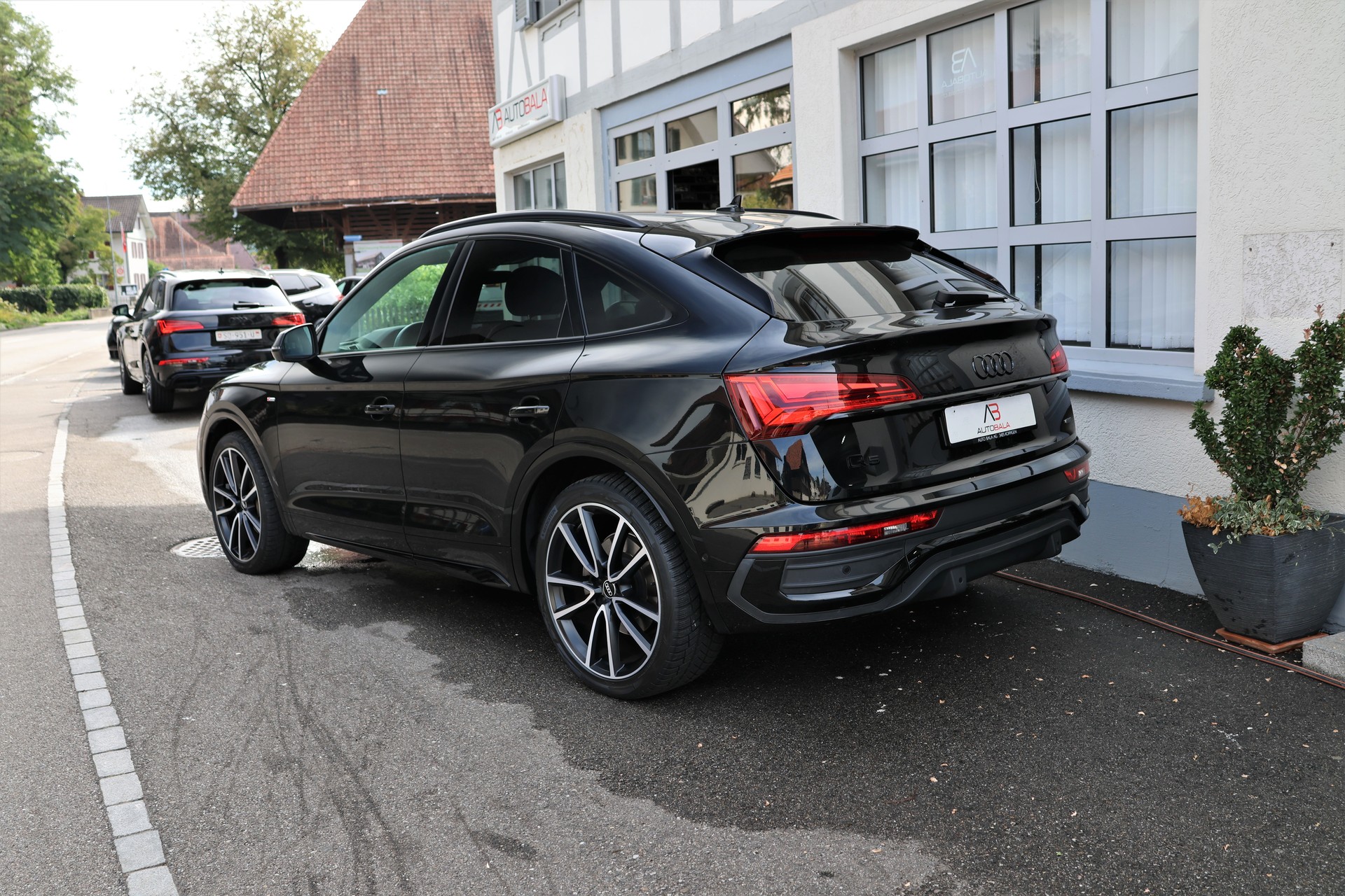 AUDI Q5 Sportback 40 TDI Blackedition quattro S-tronic (CH)-image-6