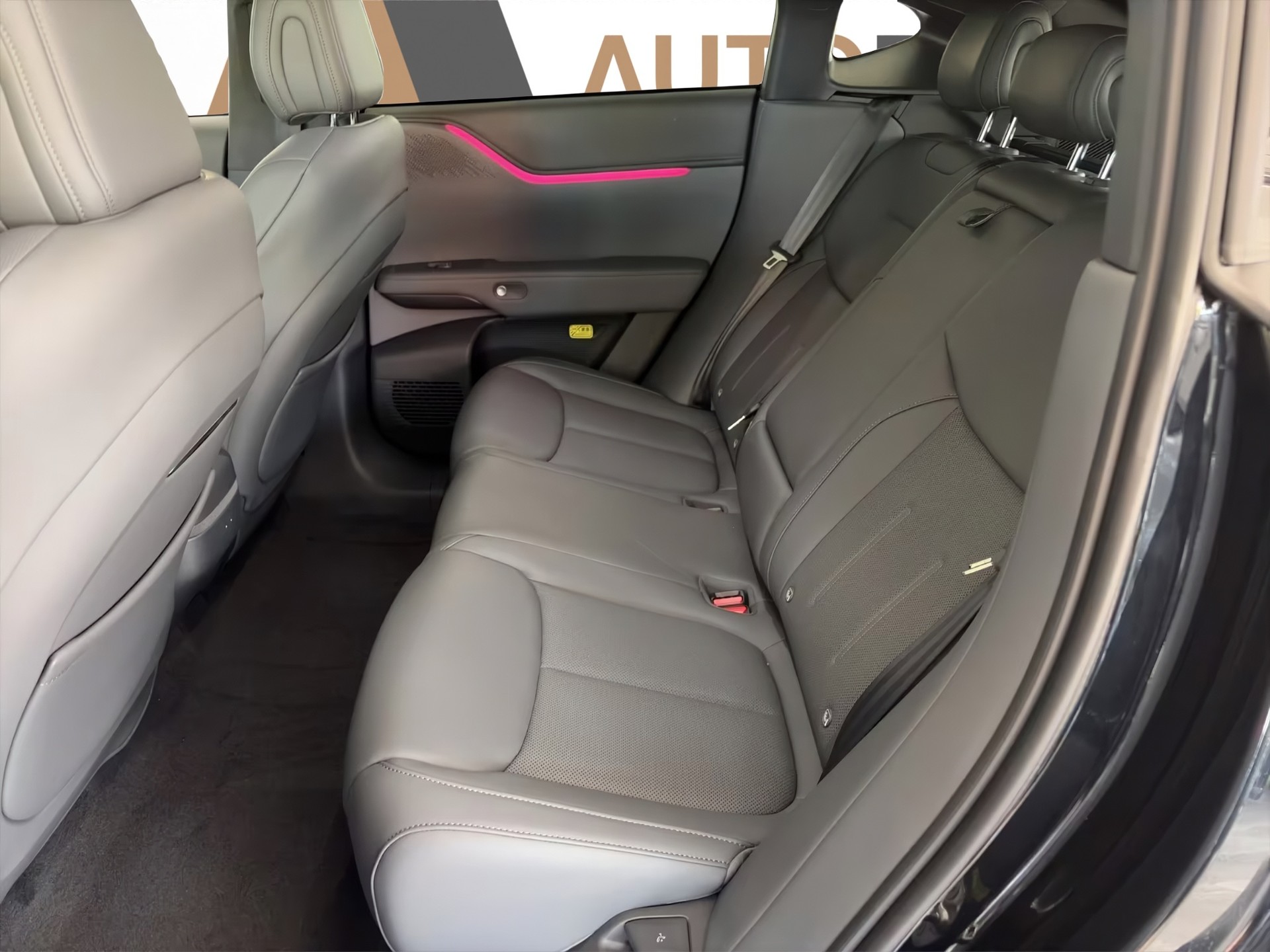 XPENG G6 80kWh Performance AWD-image-21