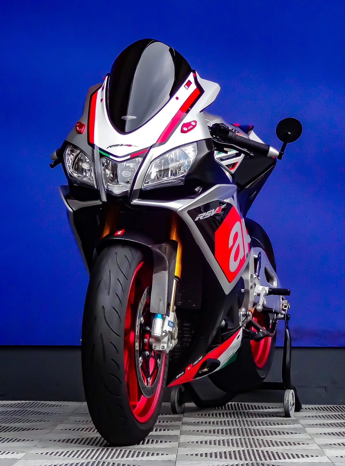 APRILIA RSV4 RF-image-3