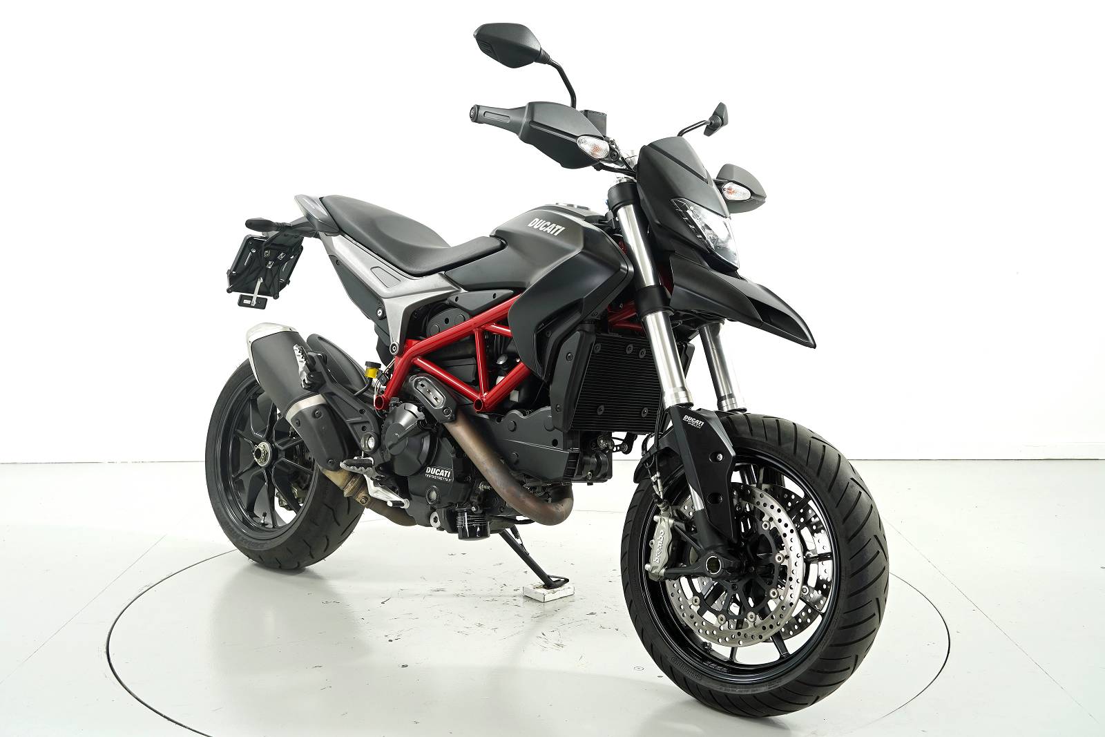 DUCATI Hypermotard 821 ABS-image-1