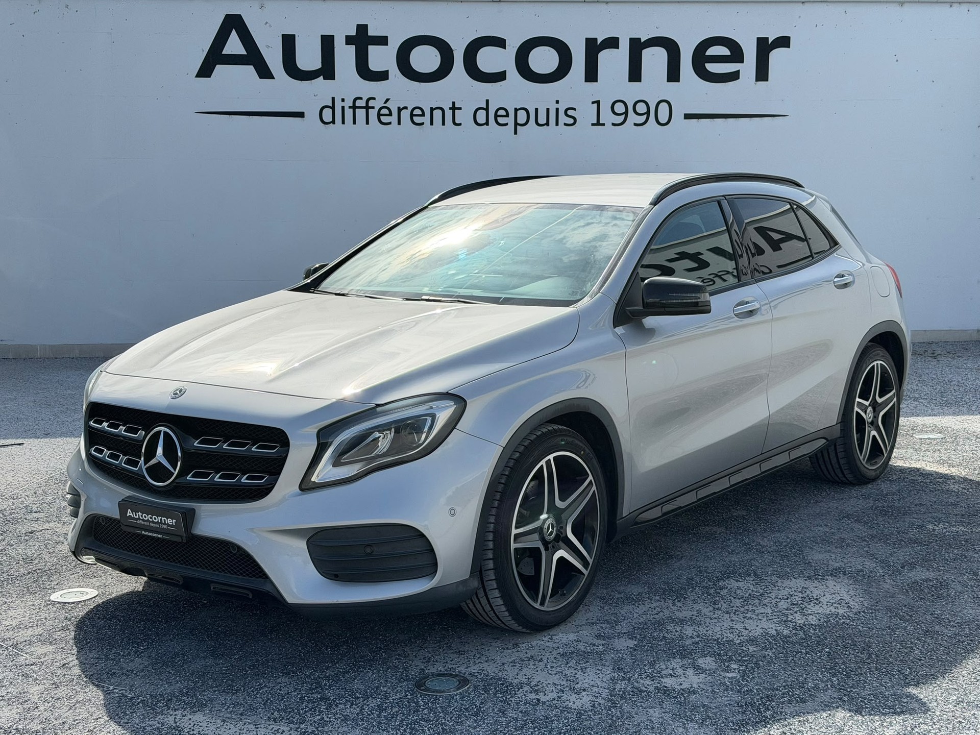 MERCEDES-BENZ GLA 250 AMG Line 4Matic 7G-DCT