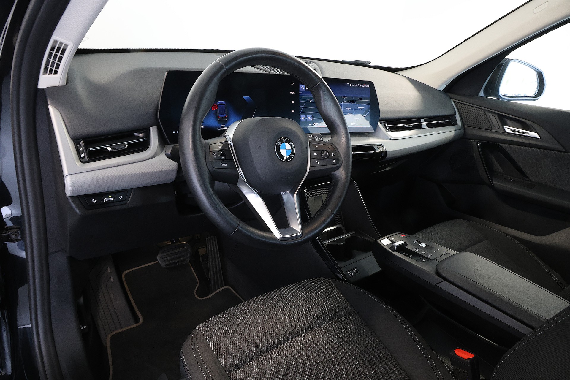 BMW X1 23d xDrive-image-7