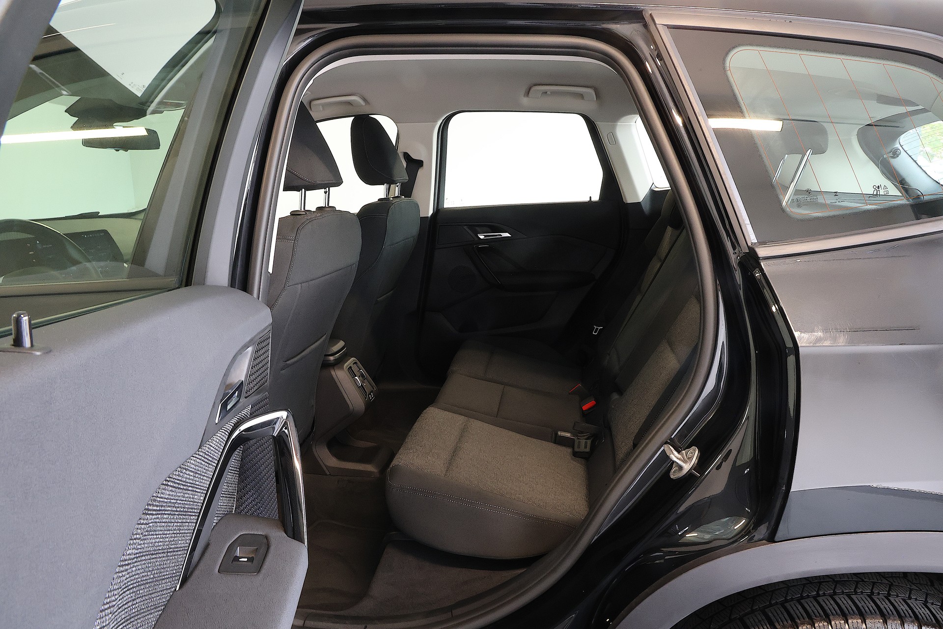 BMW X1 23d xDrive-image-15