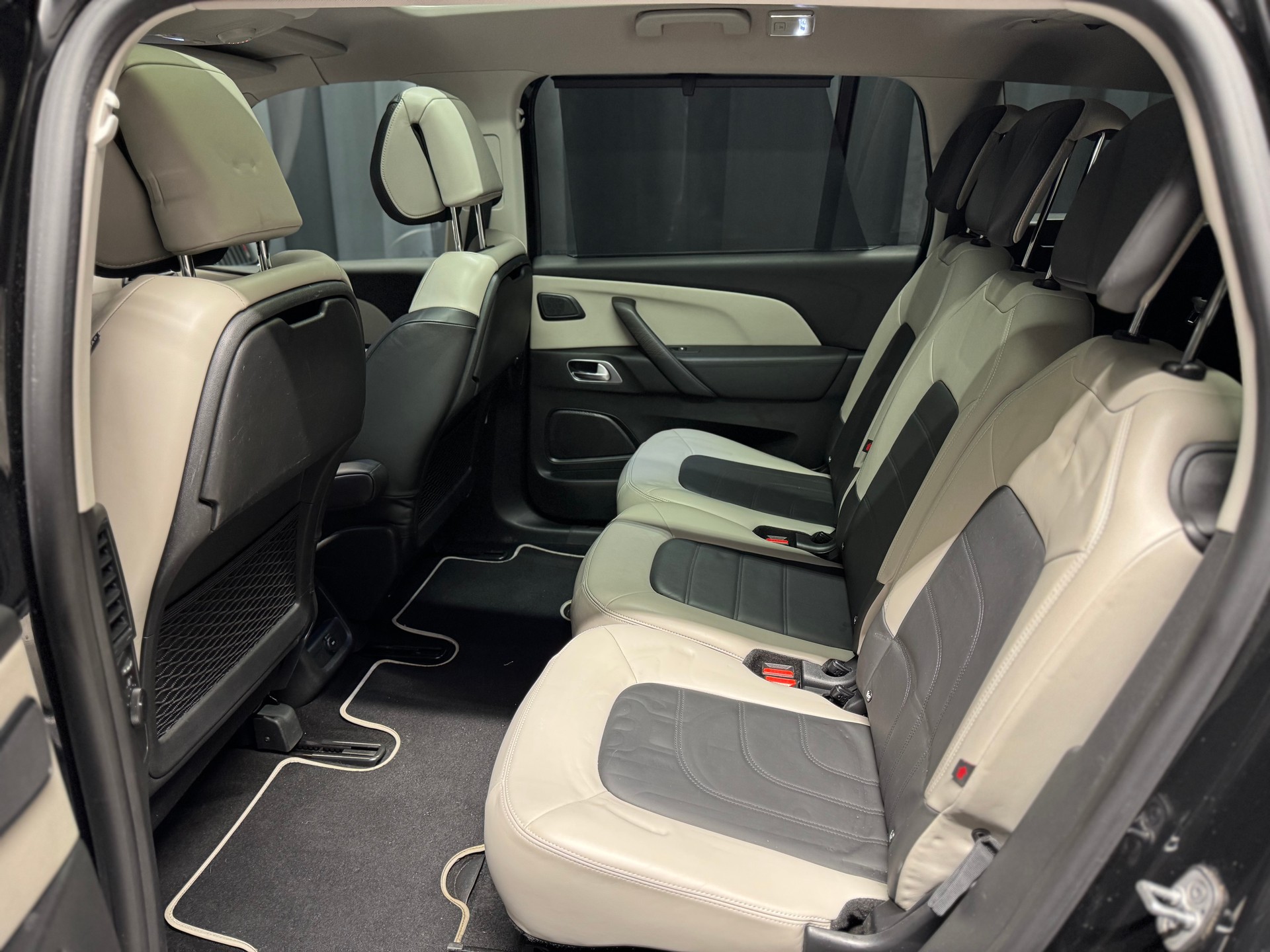 CITROEN Grand C4 Picasso 1.2 Pure Tech Shine (15)-image-7