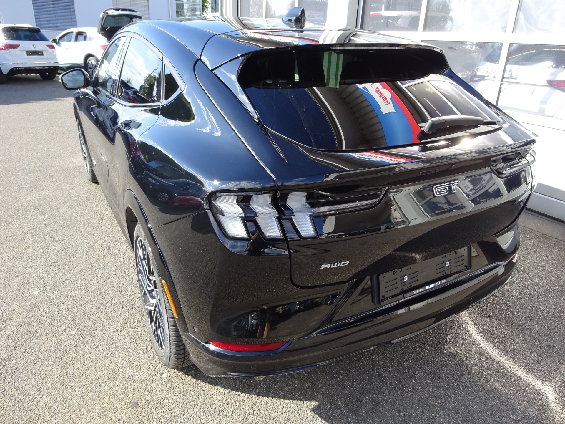 FORD Mustang MACH-E GT AWD 99 kWh-showroom-element-1