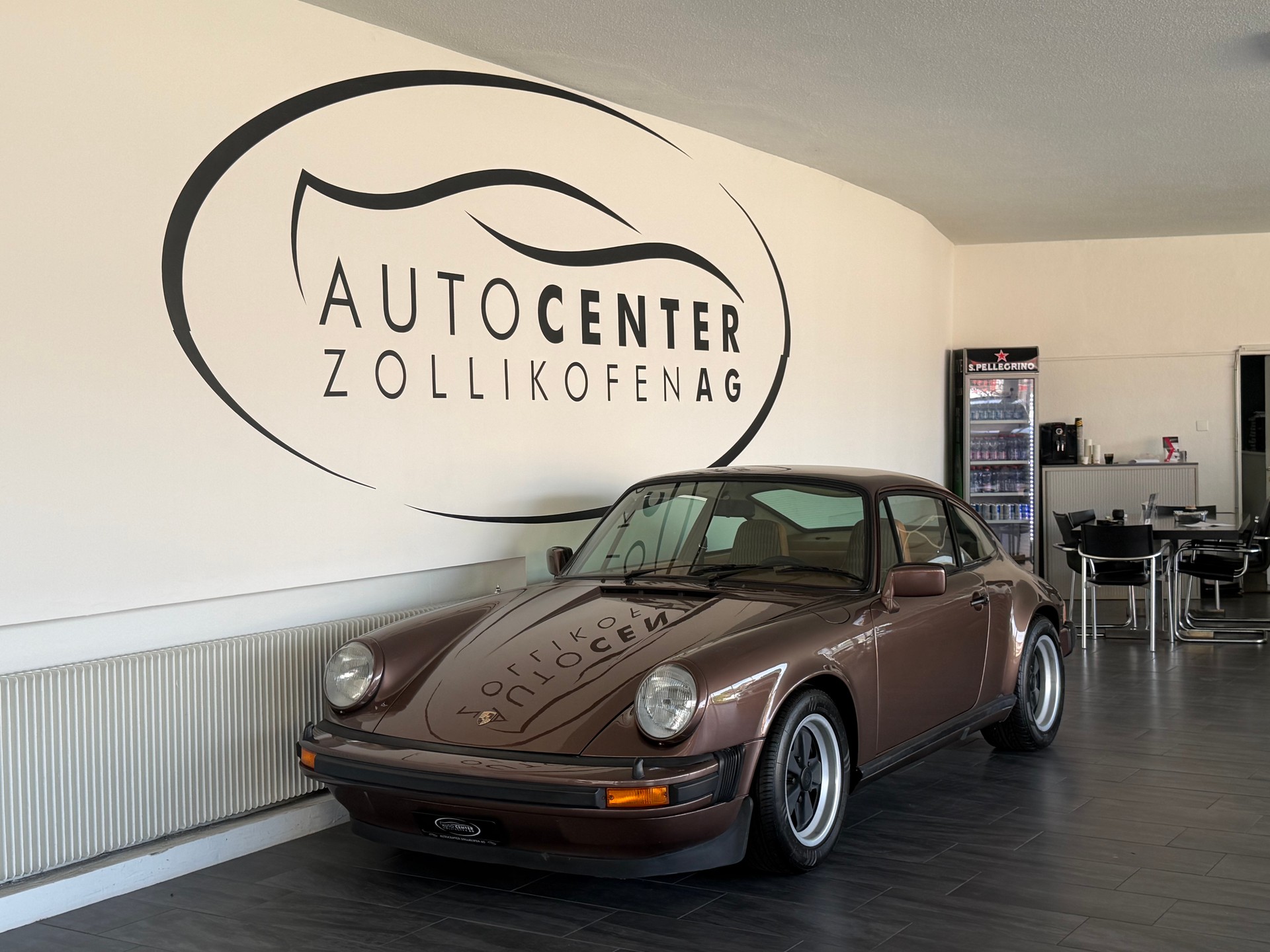 PORSCHE 911 Carrera 3.0-showroom-element-2