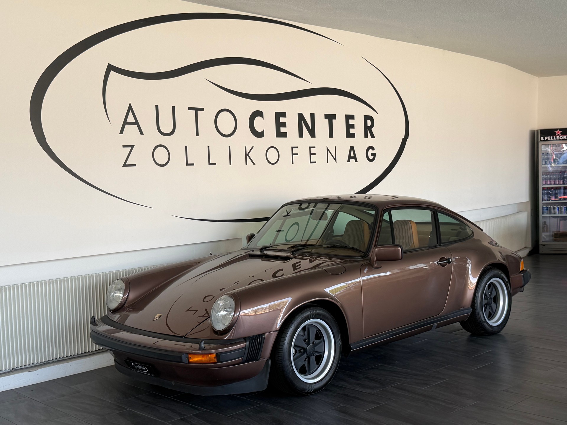 PORSCHE 911 Carrera 3.0-showroom-element-3
