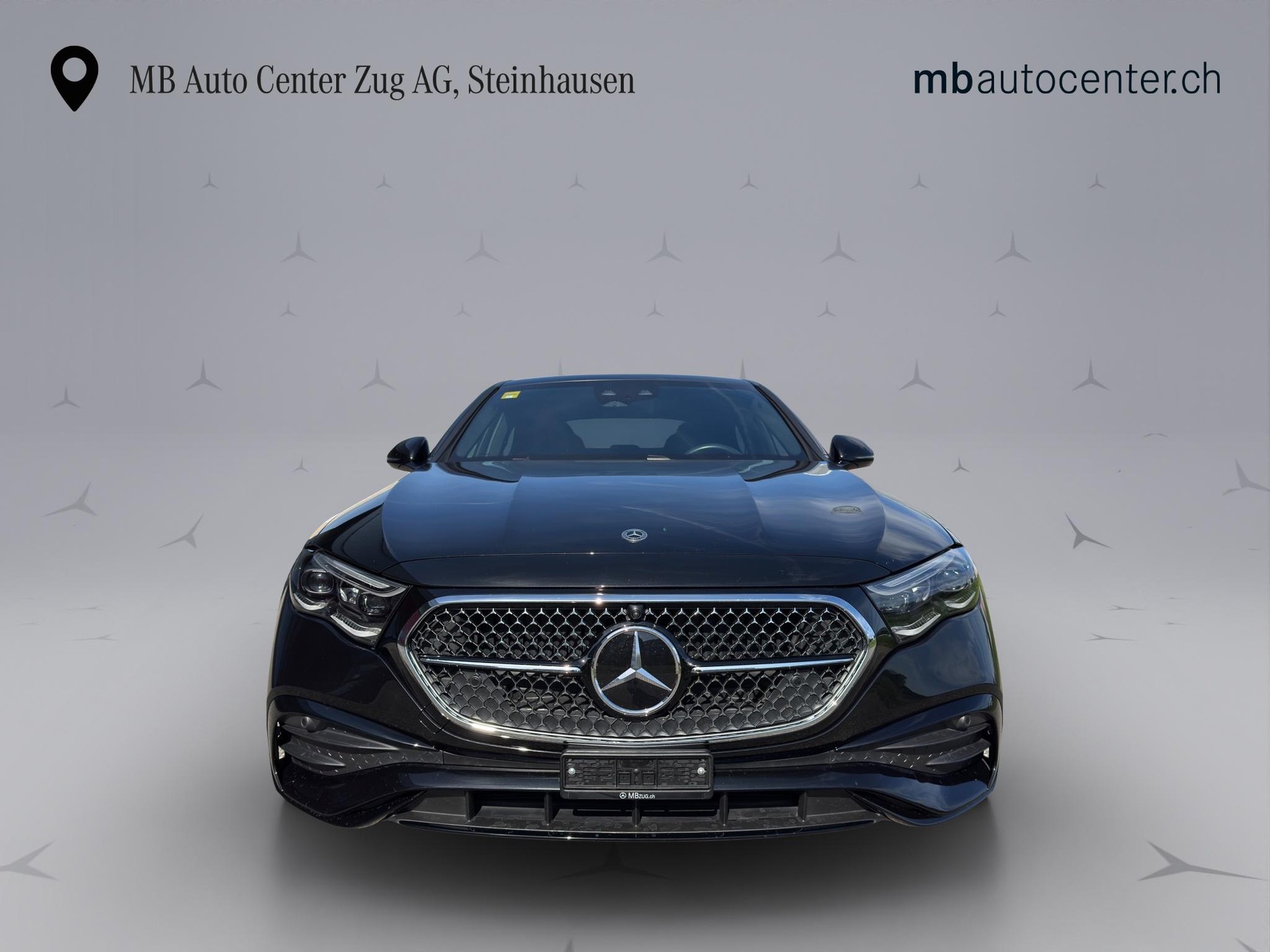 MERCEDES-BENZ E 220 d AMG Line 4matic-image-8