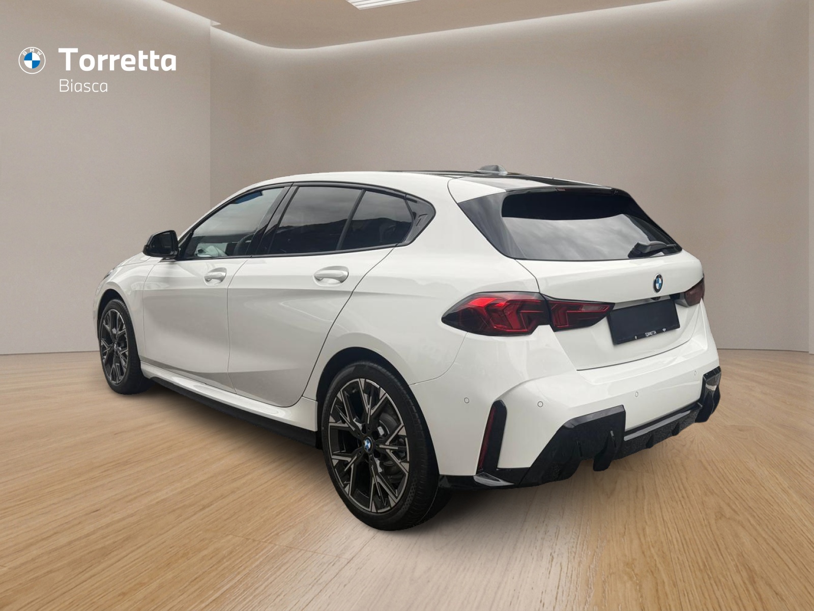 BMW 116 Steptronic M Sport-showroom-element-2