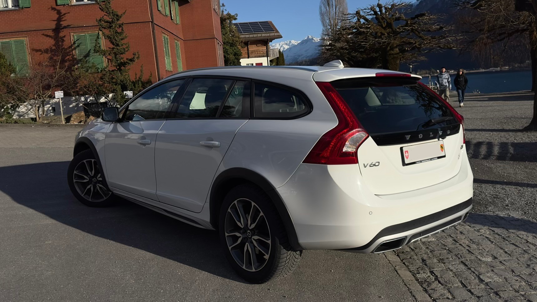VOLVO 2.4 D4 Summum AWD S/S-image-1