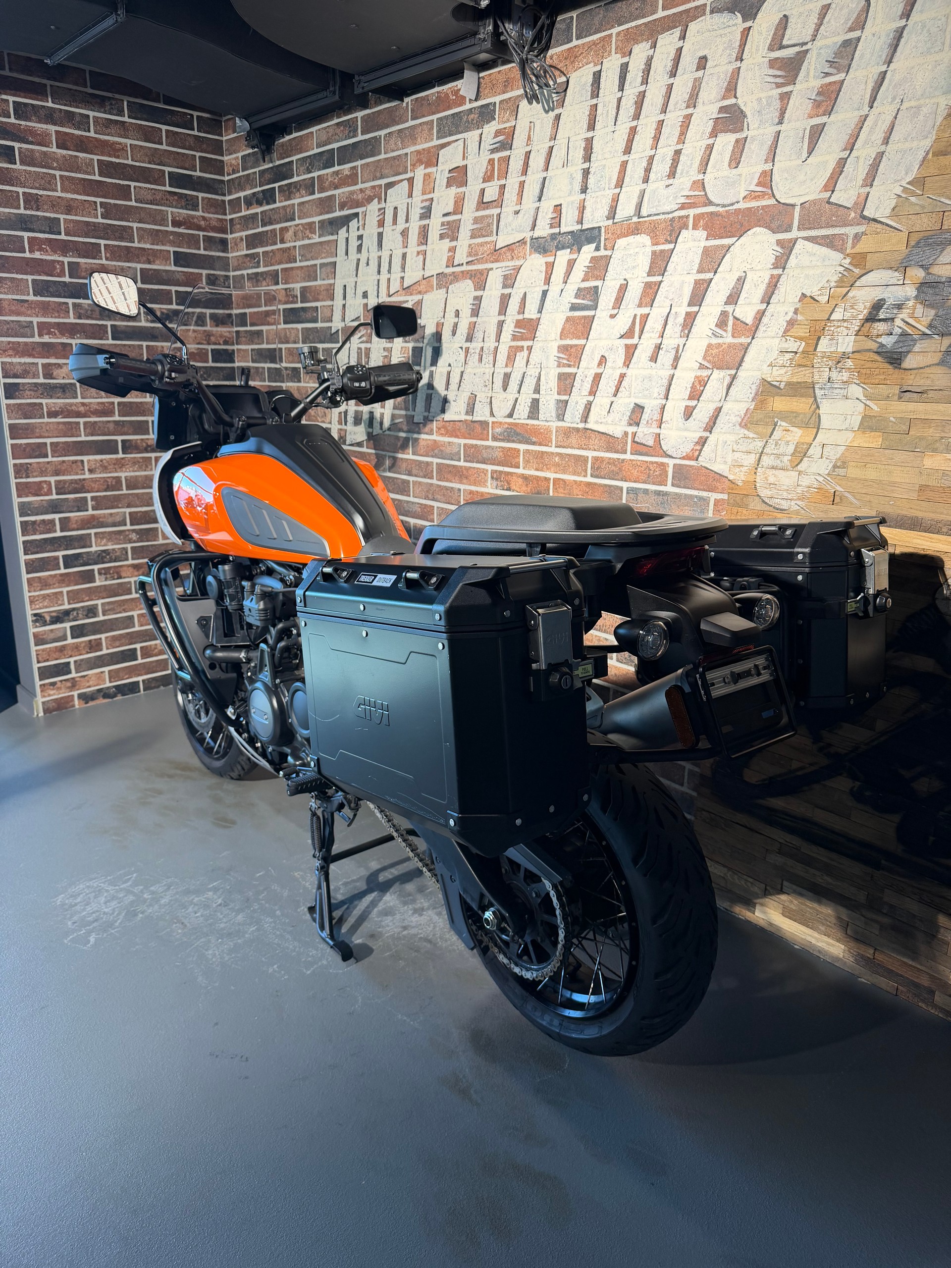 HARLEY-DAVIDSON RA Pan America 1250 Special-image-4