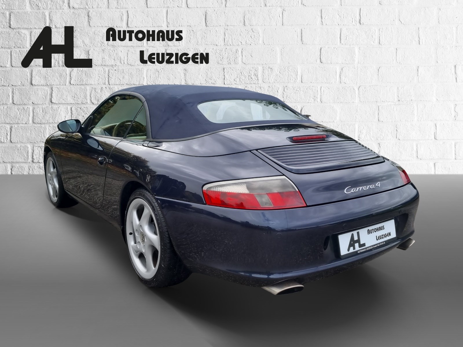 PORSCHE 911 Carrera 4 Cabrio-image-2