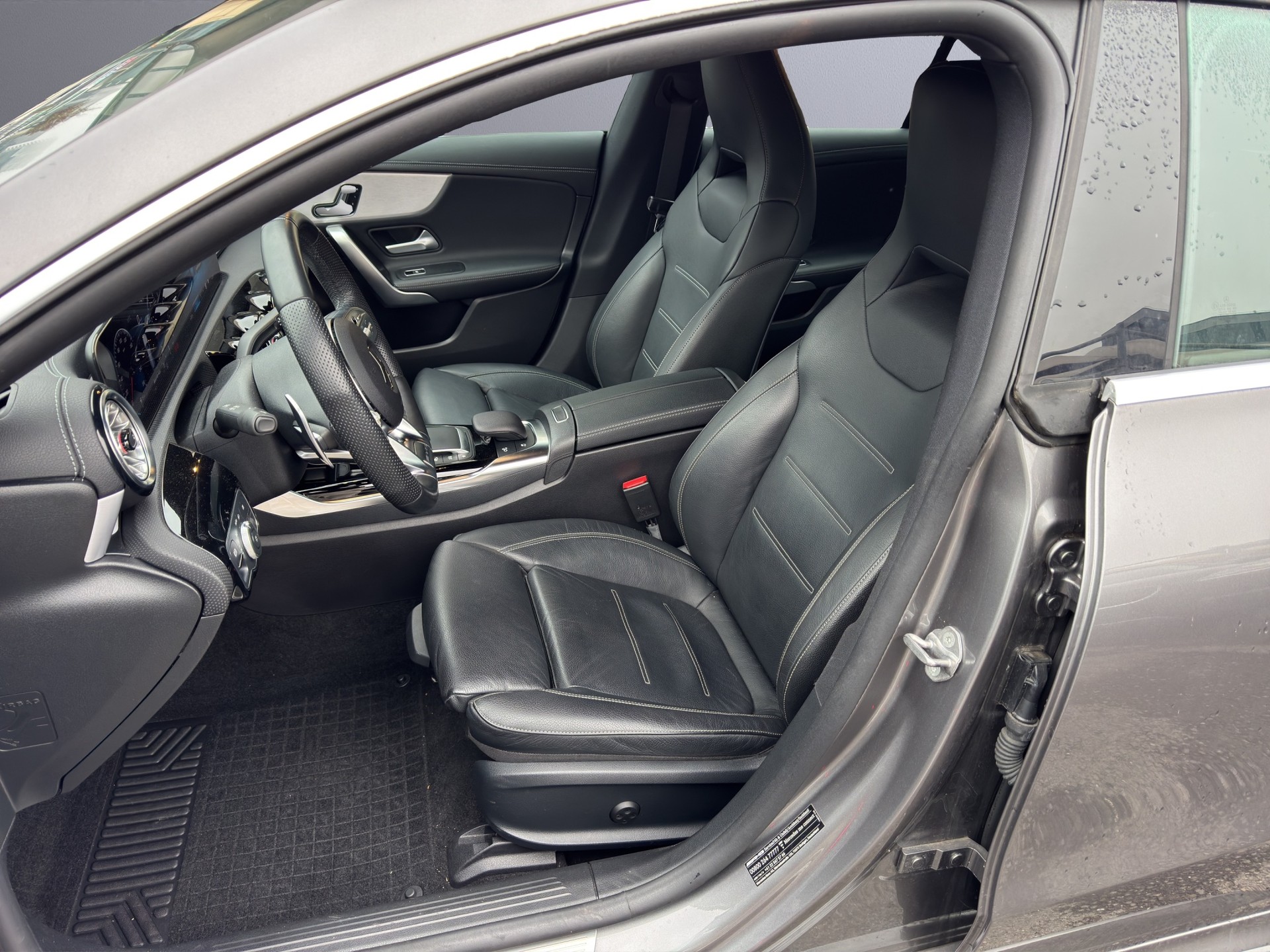 MERCEDES-BENZ CLA Shooting Brake 35 AMG 4Matic 7G-DCT-image-9