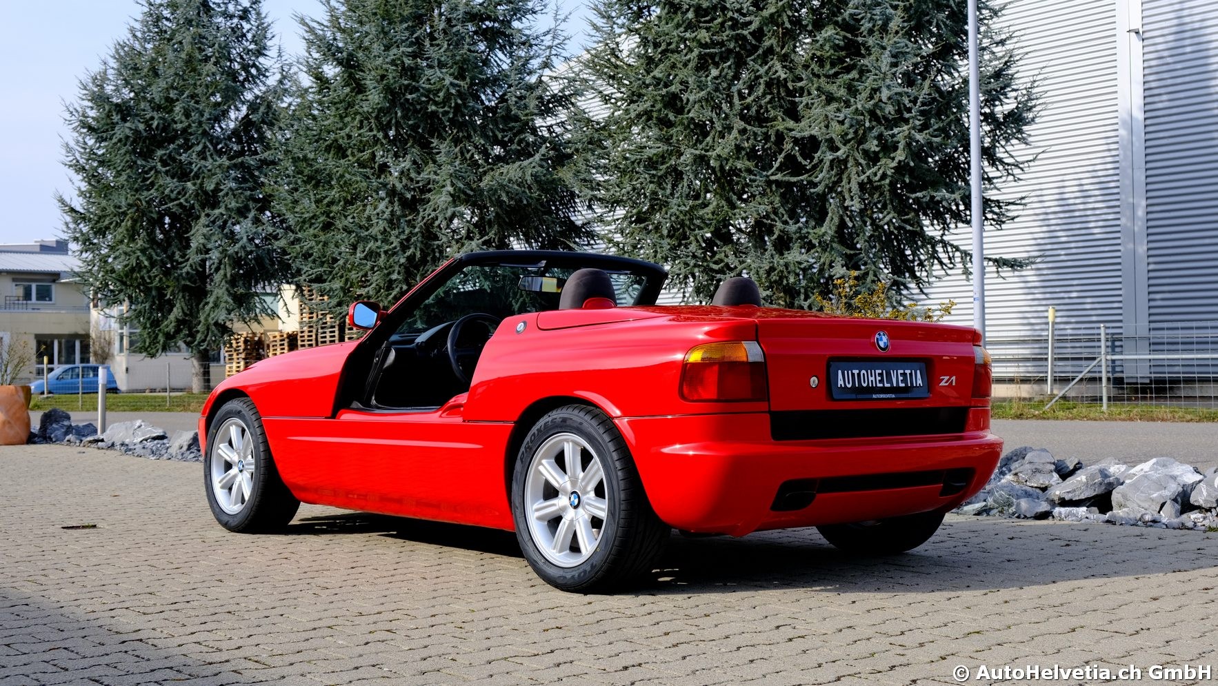 BMW Z1-image-18
