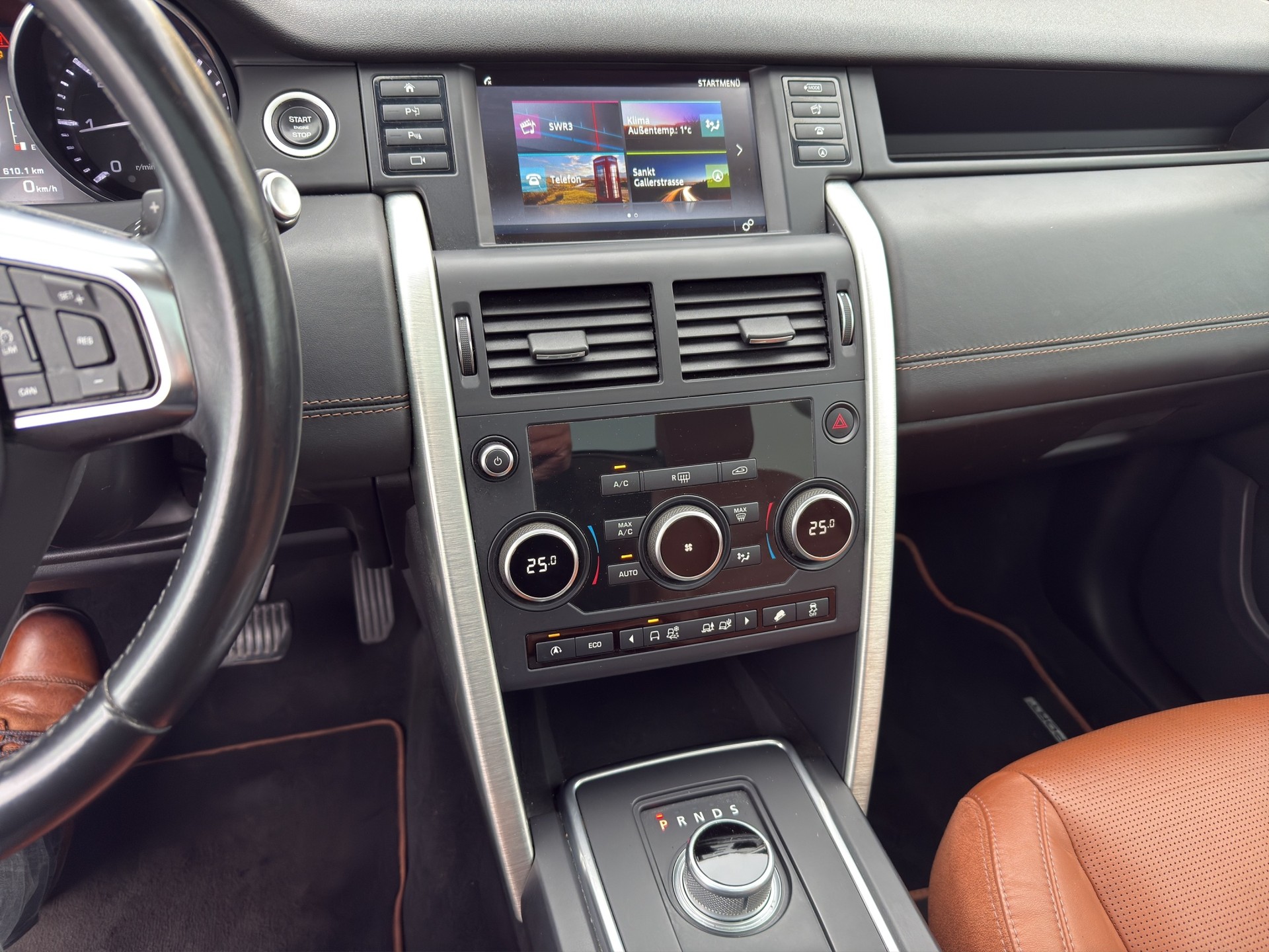 LAND ROVER Discovery Sport 2.2SD4 HSE Luxury AT9-image-6