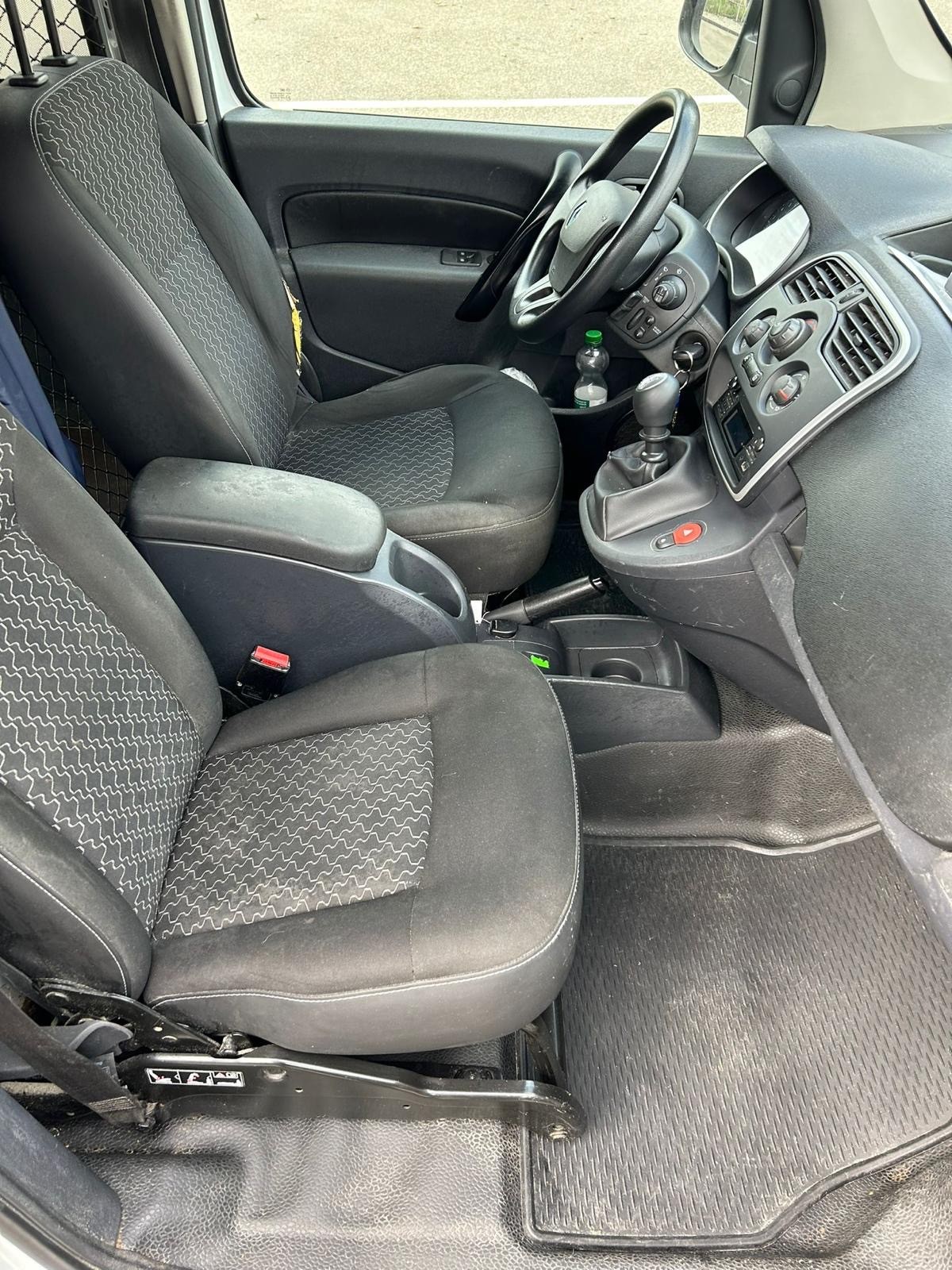 RENAULT Kangoo Medium dCi 110 Business-image-11