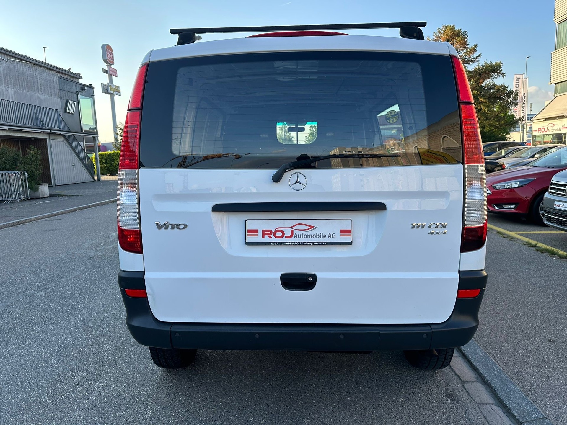 MERCEDES-BENZ Vito 111 CDI 4x4-image-6