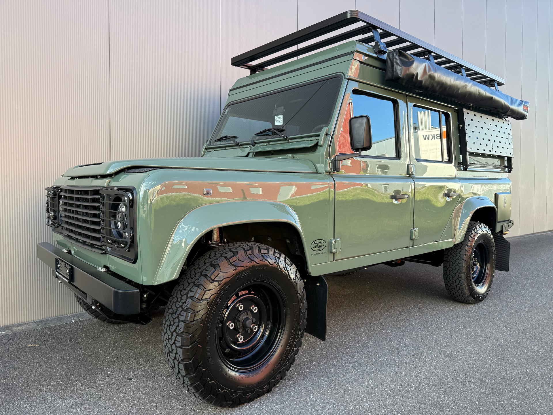 LAND ROVER Defender 110 300TDi Weltreisefahrzeug