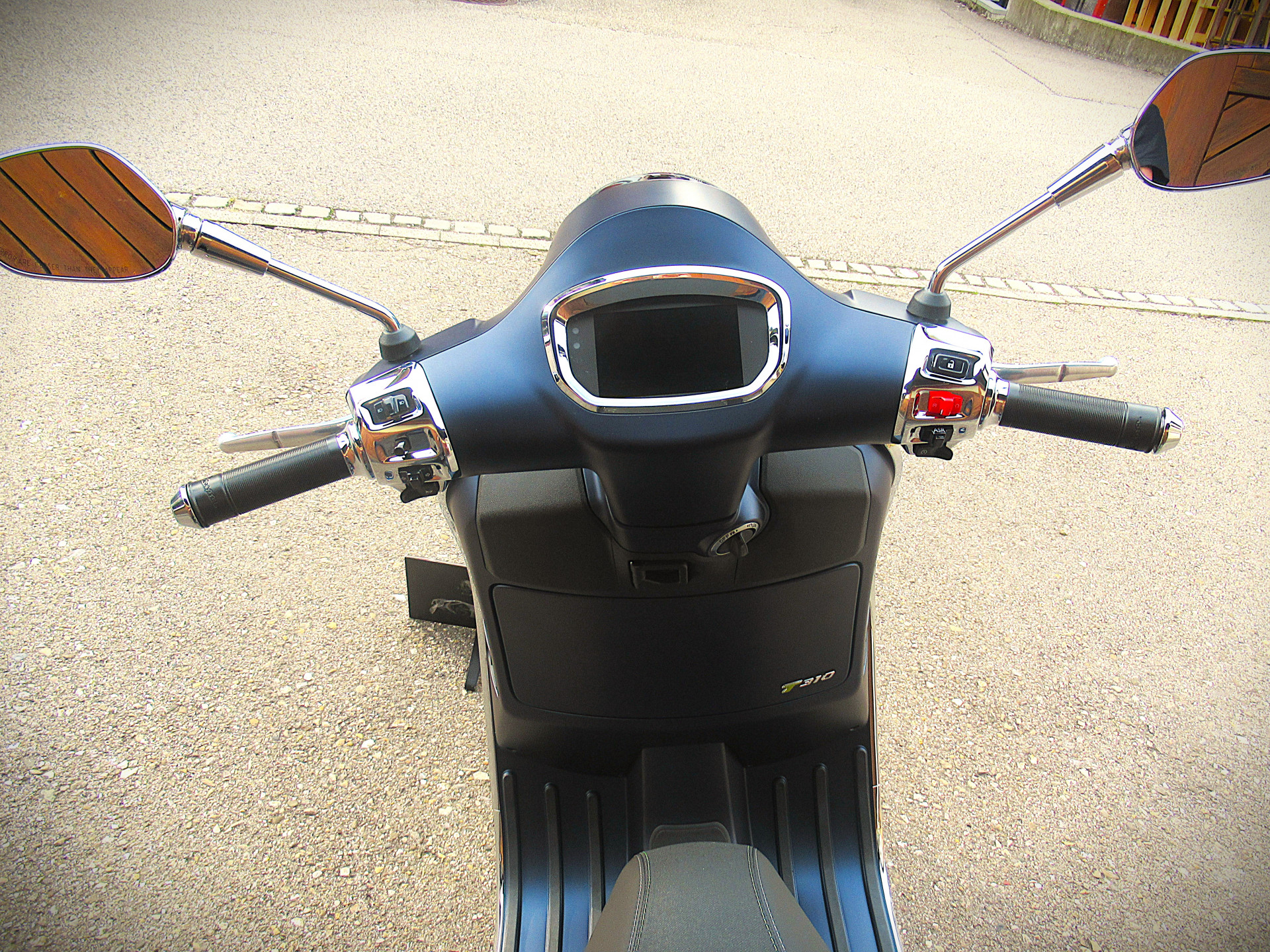 PIAGGIO Vespa GTS 310 Super Tech-image-3