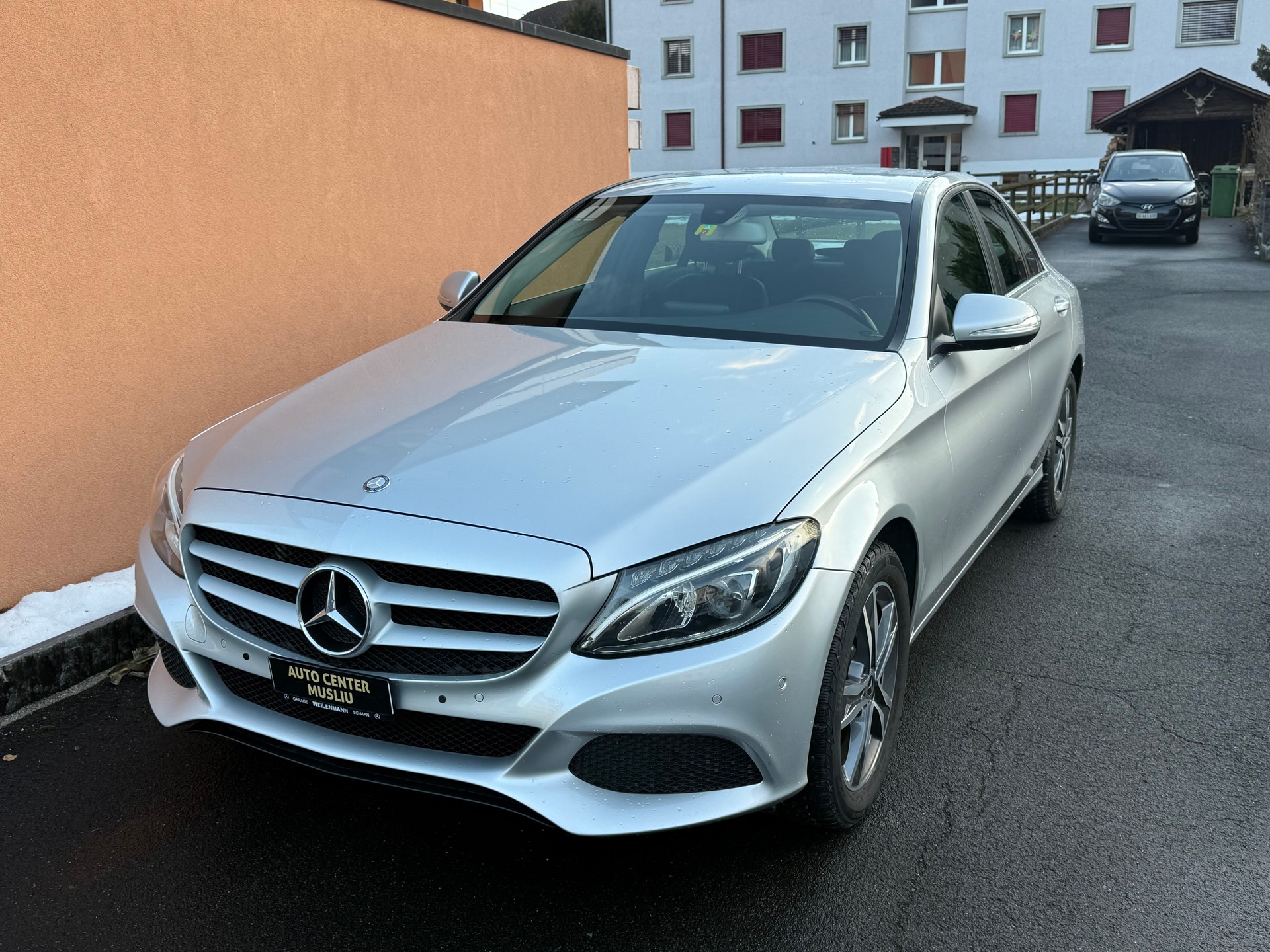 MERCEDES-BENZ C 180 BlueTEC-image-1
