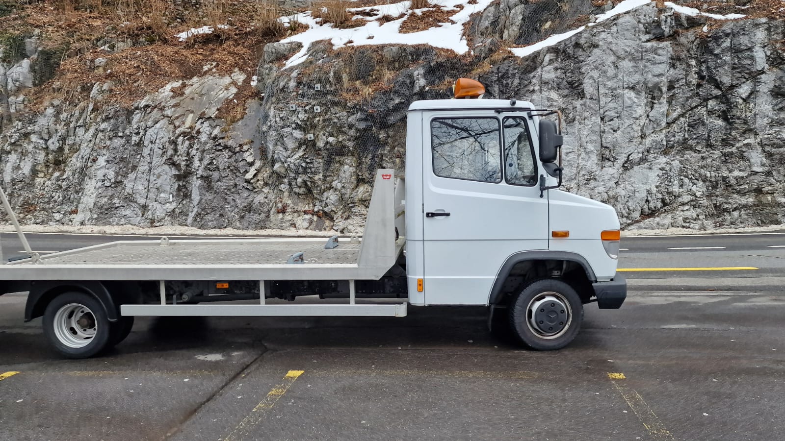 MERCEDES-BENZ VARIO 512 D-image-6
