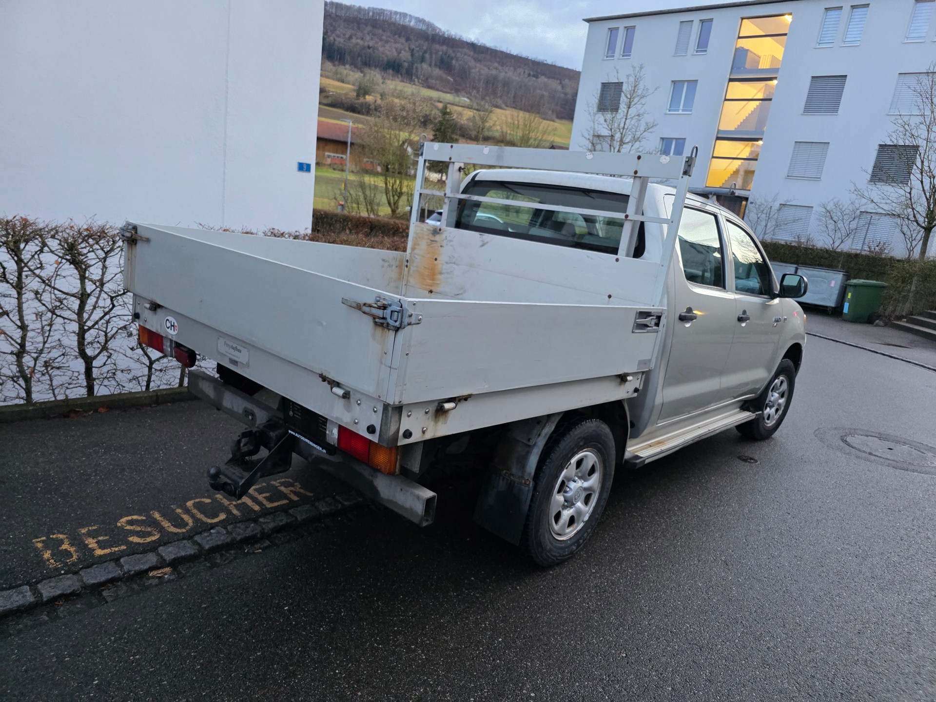 TOYOTA Hilux 4x4 DoubleCab LineaTerra-image-4
