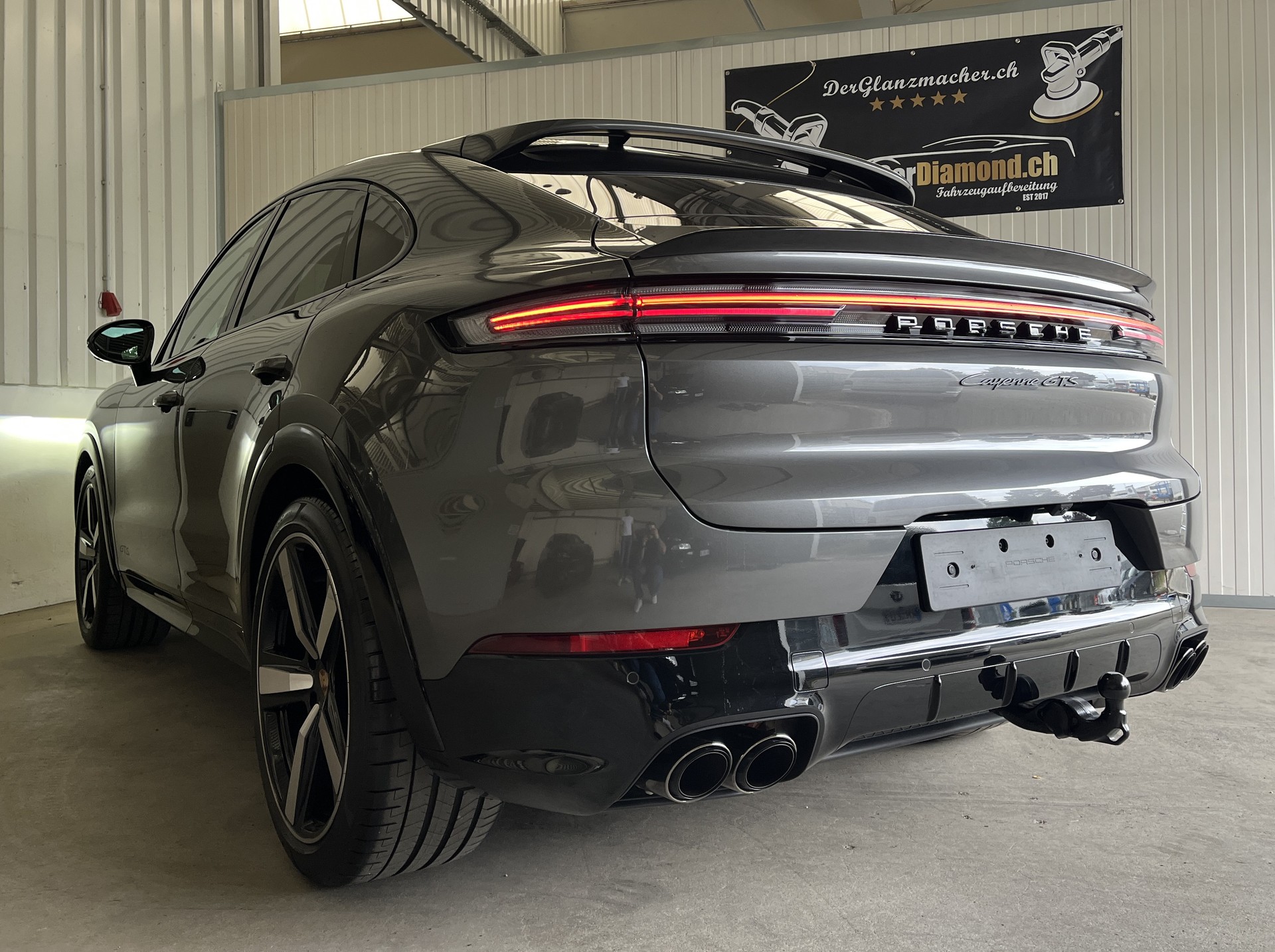 PORSCHE Cayenne Coupé GTS HEAD-UP STANDHEIZUNG AHK HINTERACHSLENKUNG-image-15