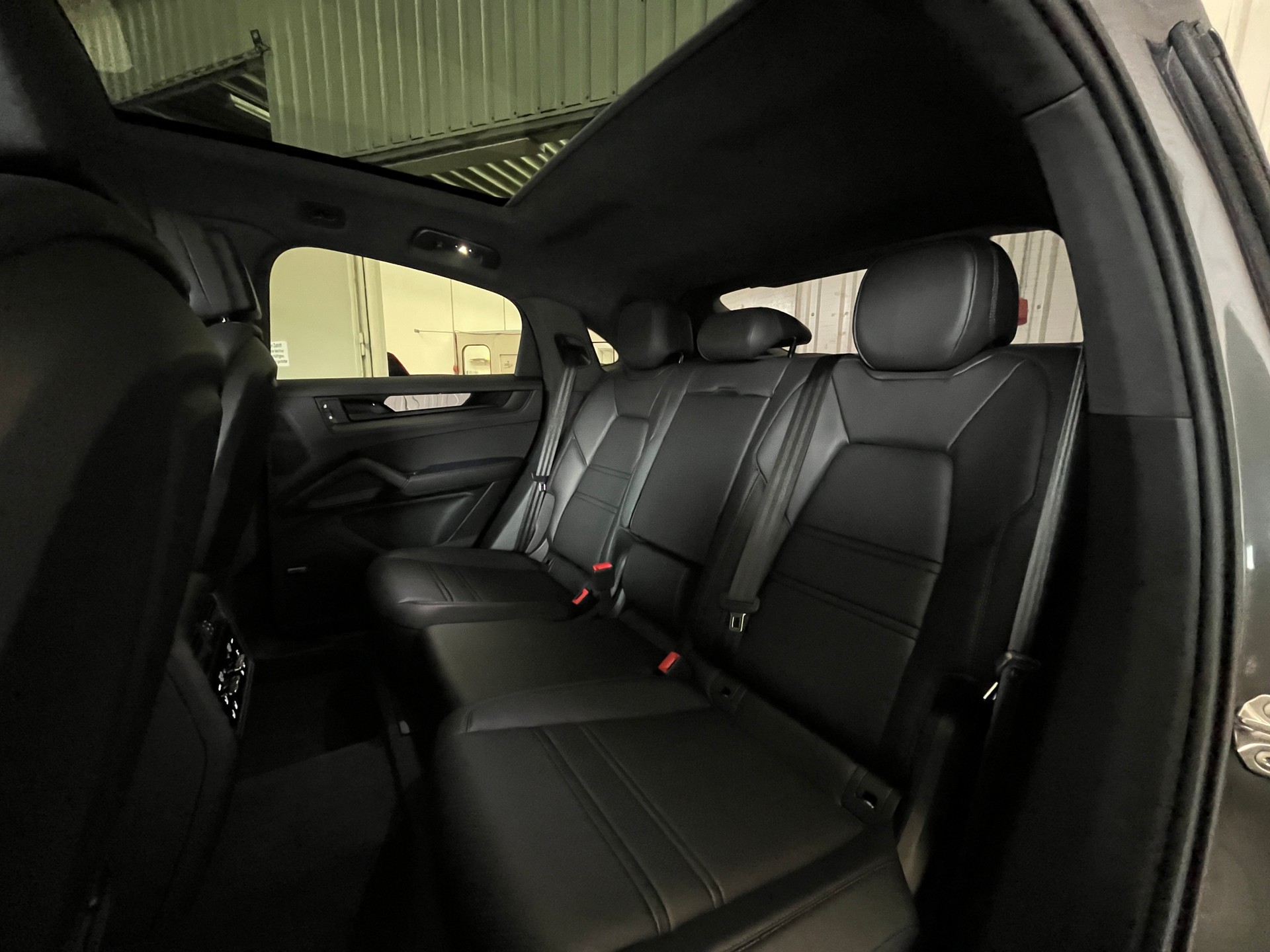 PORSCHE Cayenne Coupé GTS HEAD-UP STANDHEIZUNG AHK HINTERACHSLENKUNG-image-6