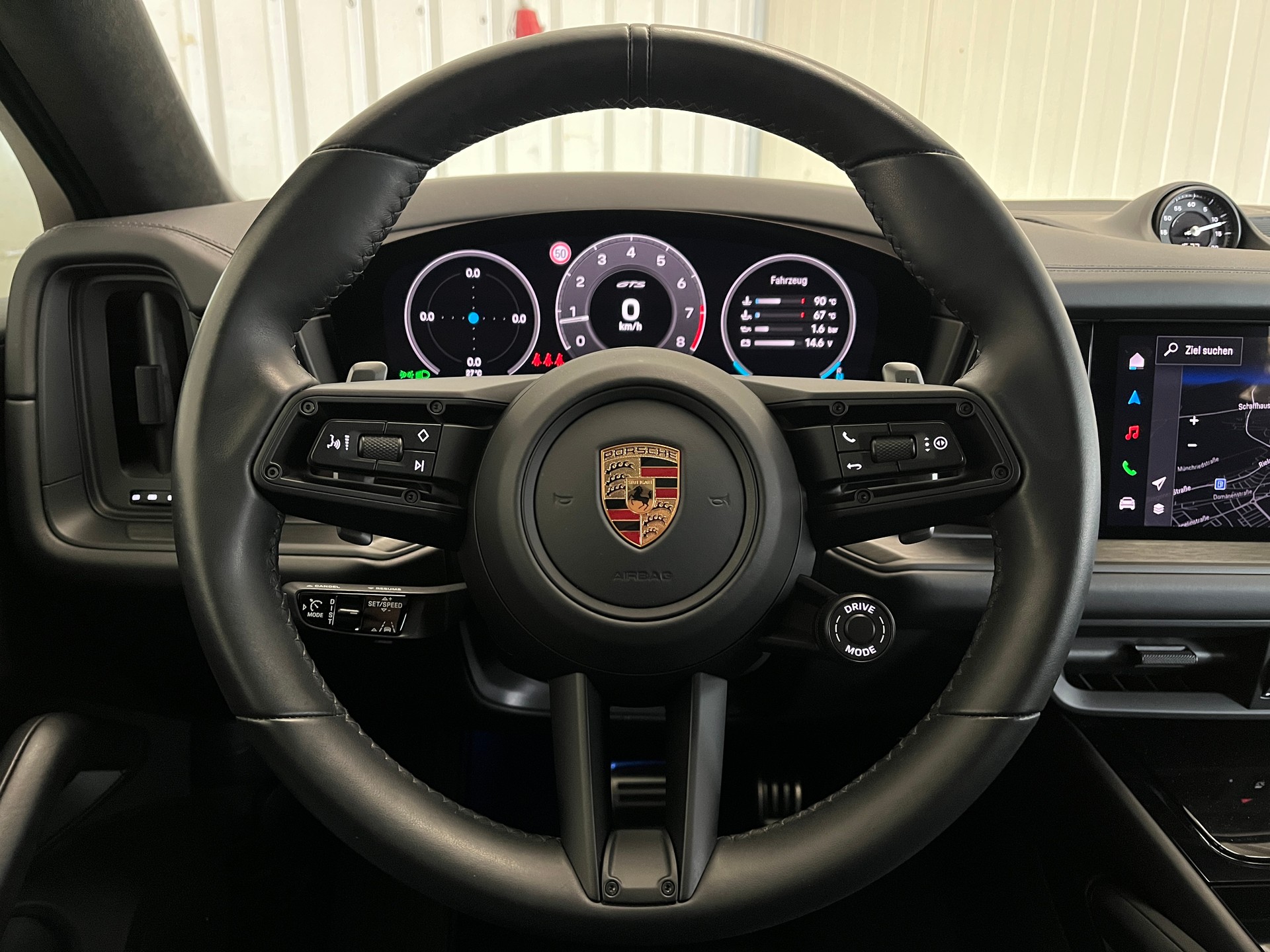 PORSCHE Cayenne Coupé GTS HEAD-UP STANDHEIZUNG AHK HINTERACHSLENKUNG-showroom-element-3