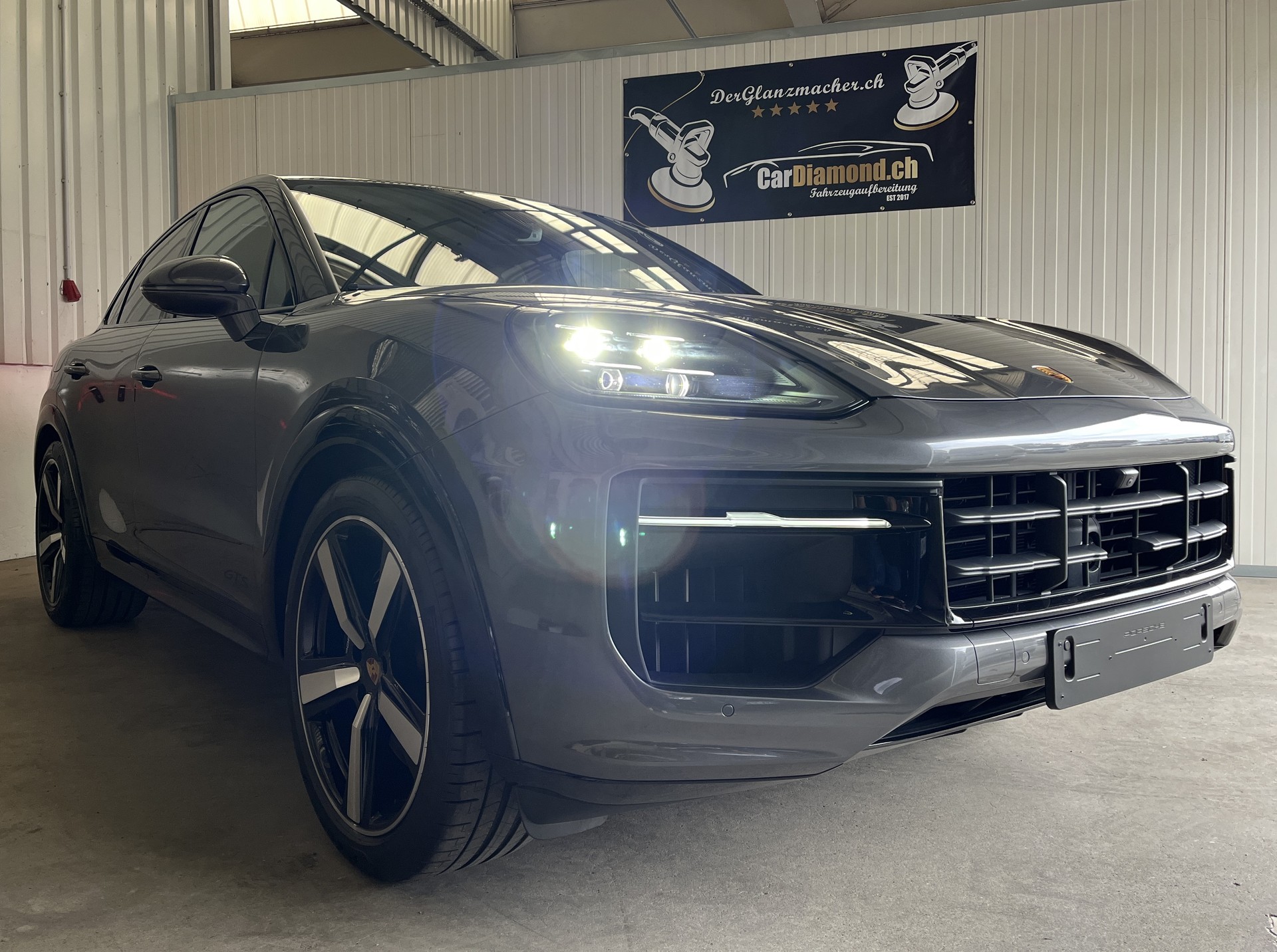 PORSCHE Cayenne Coupé GTS HEAD-UP STANDHEIZUNG AHK HINTERACHSLENKUNG